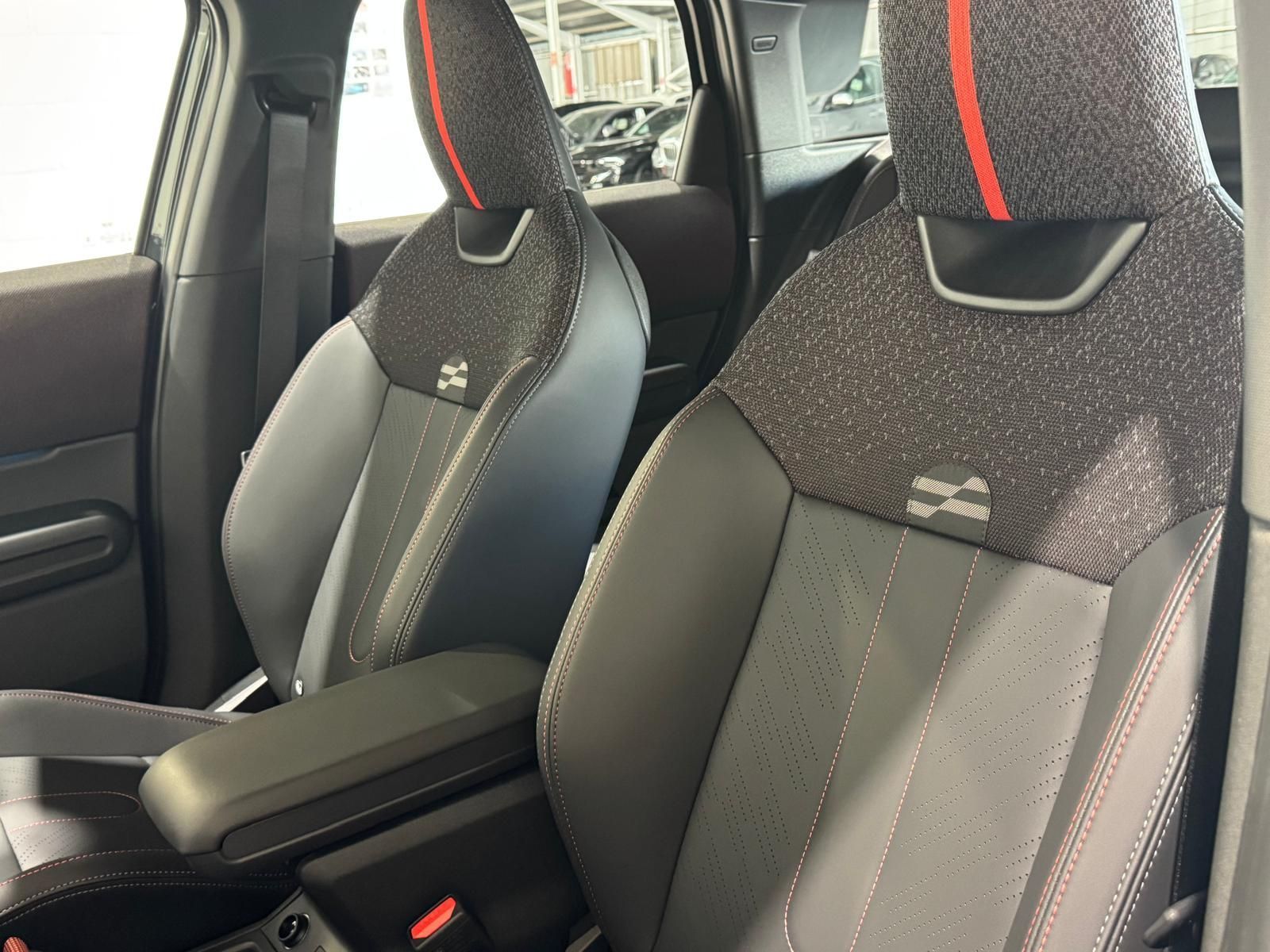 fotoG 14 del MINI MINI Countryman D 120 kW (163 CV) 163cv Diésel del 2025 en Barcelona