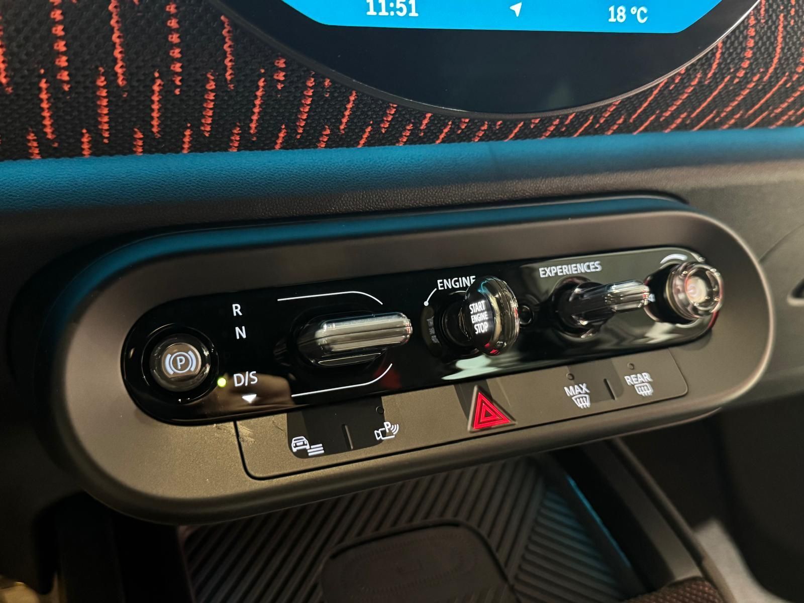 fotoG 11 del MINI MINI Countryman D 120 kW (163 CV) 163cv Diésel del 2025 en Barcelona