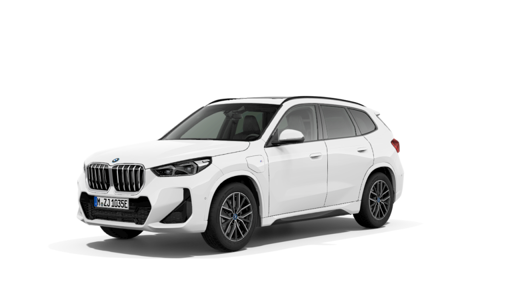 Fotos de BMW X1 xDrive25e color Blanco. Año 2025. 180KW(245CV). Híbrido Electro/Gasolina. En concesionario Quadis Munich (Terrassa) de Barcelona