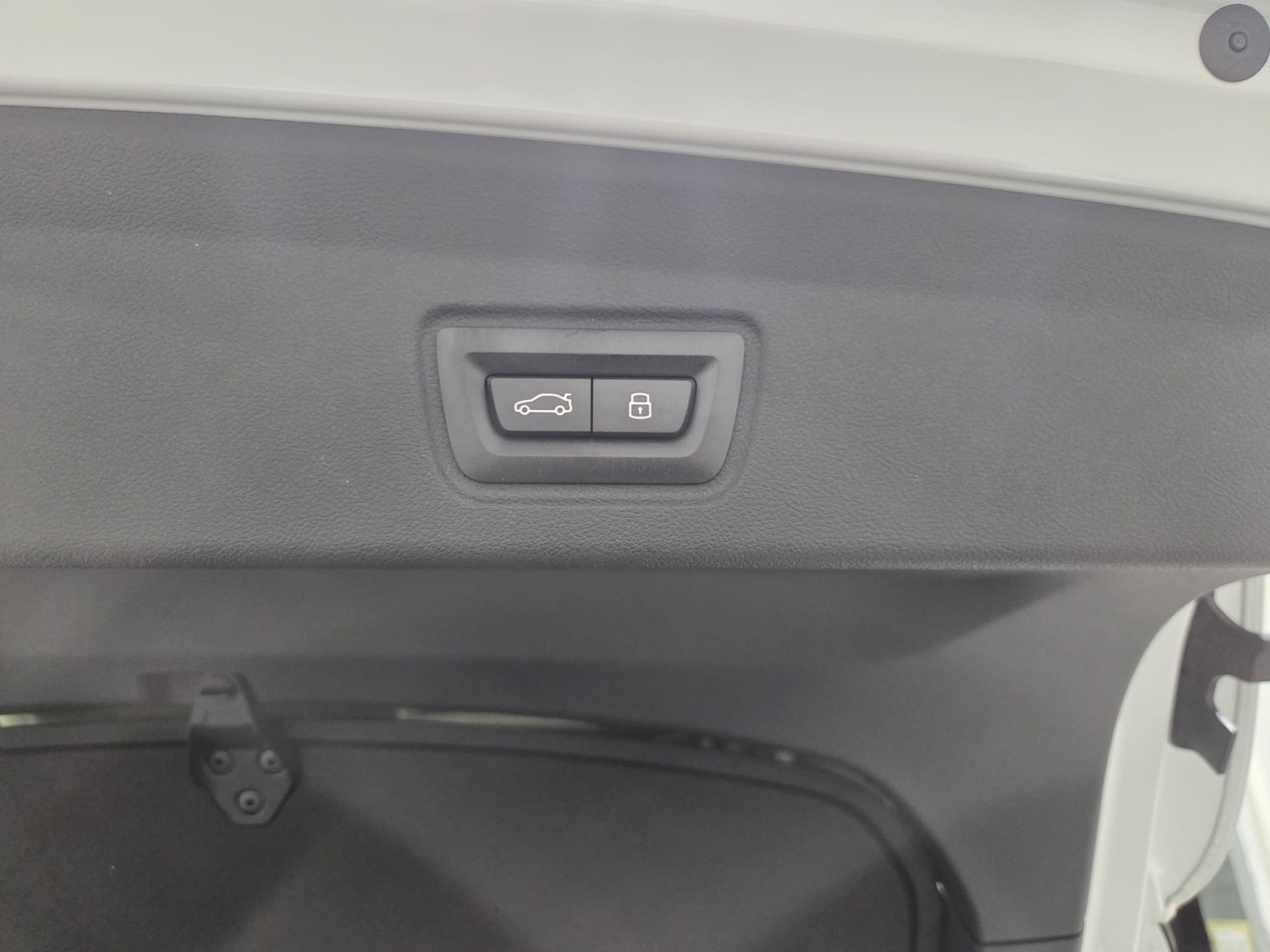 BMW i4 M50 color Blanco. Año 2025. 400KW(544CV). Eléctrico. En concesionario Quadis Munich (Terrassa) de Barcelona