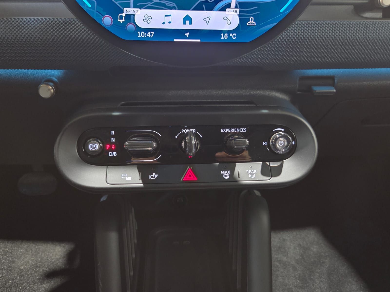 fotoG 12 del MINI MINI Aceman SE 160 kW (218 CV) 218cv Eléctrico del 2025 en Barcelona