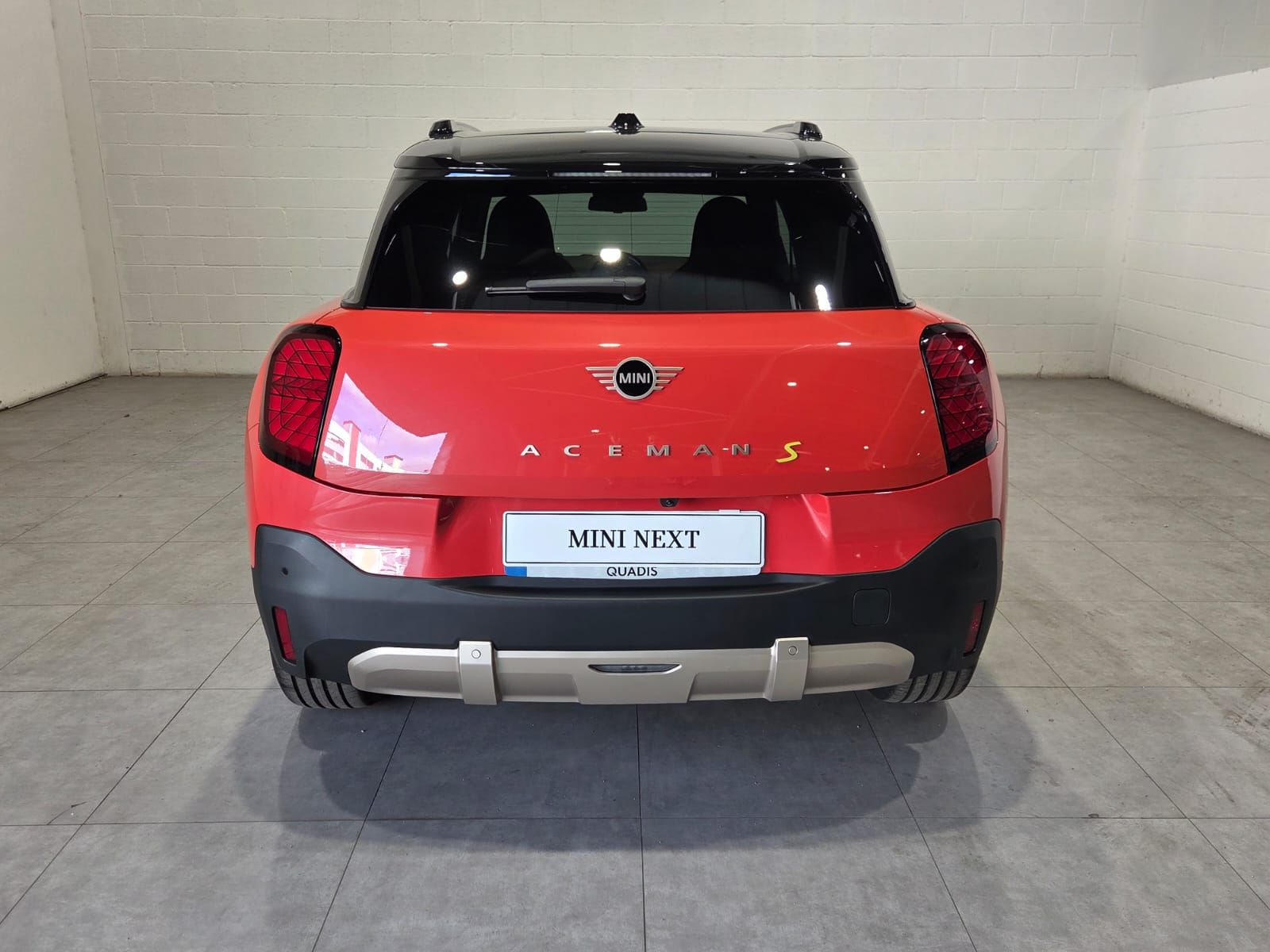 fotoG 4 del MINI MINI Aceman SE 160 kW (218 CV) 218cv Eléctrico del 2025 en Barcelona