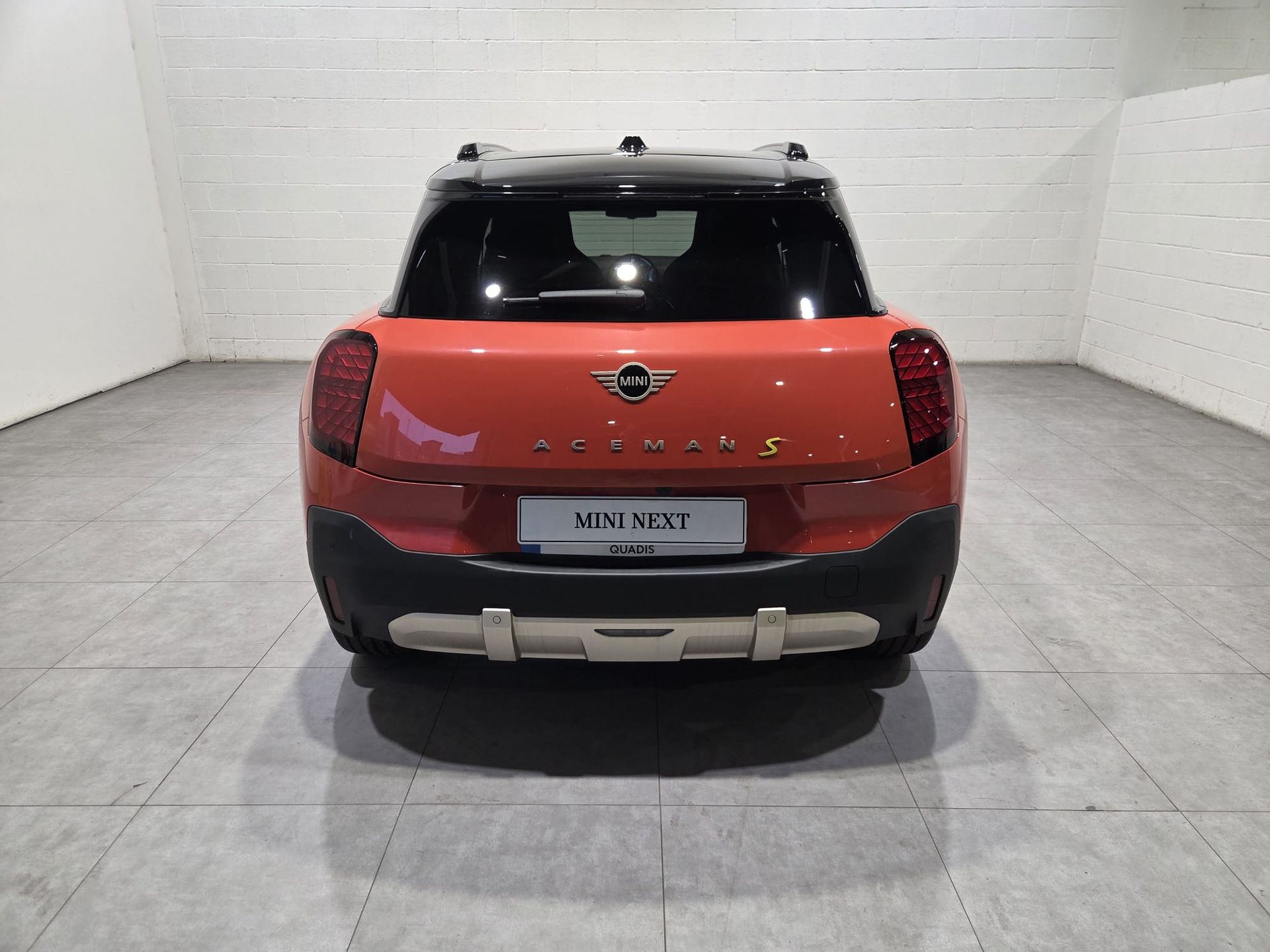 fotoG 4 del MINI MINI Aceman SE 160 kW (218 CV) 218cv Eléctrico del 2025 en Barcelona