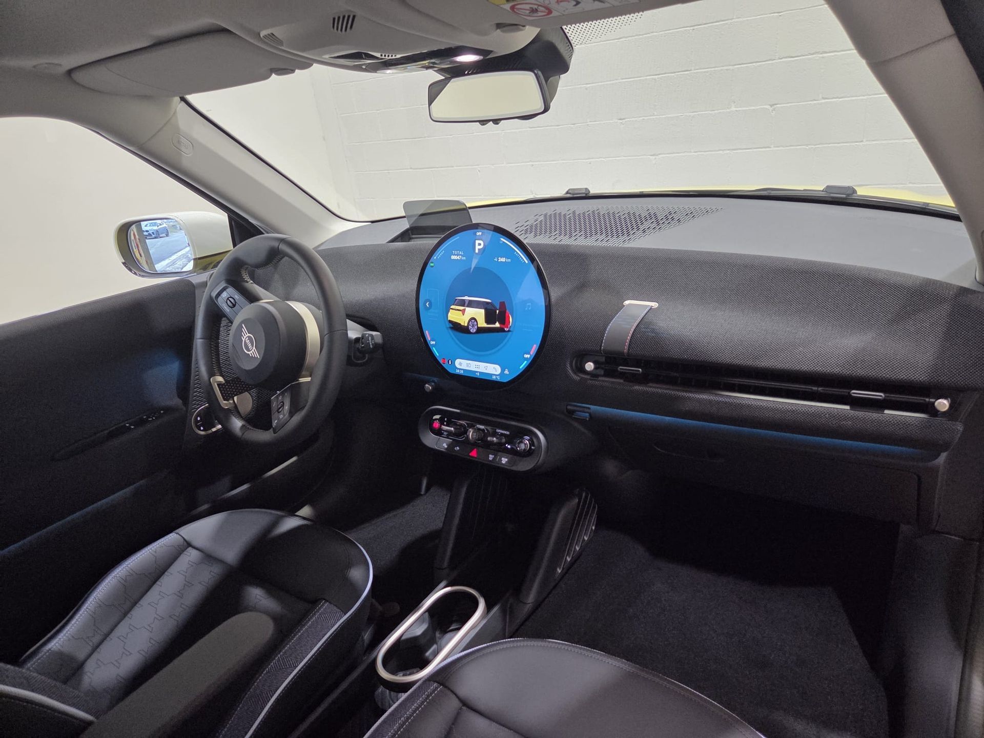 fotoG 7 del MINI MINI 3 Puertas Cooper E 135 kW (184 CV) 184cv Eléctrico del 2025 en Barcelona