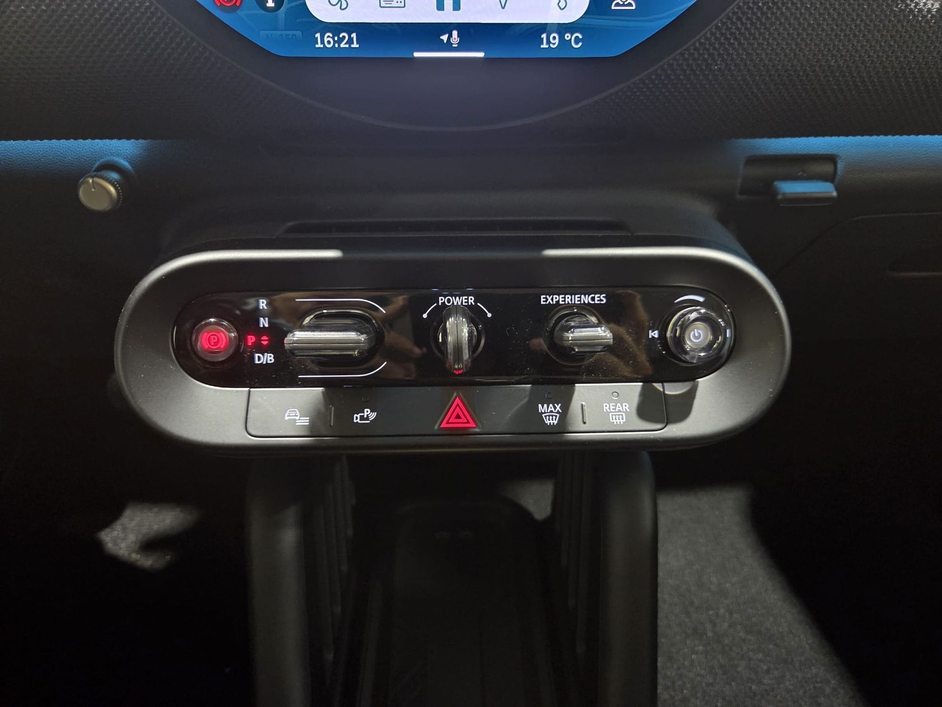 fotoG 14 del MINI MINI Cooper E 135 kW (184 CV) 184cv Eléctrico del 2025 en Barcelona