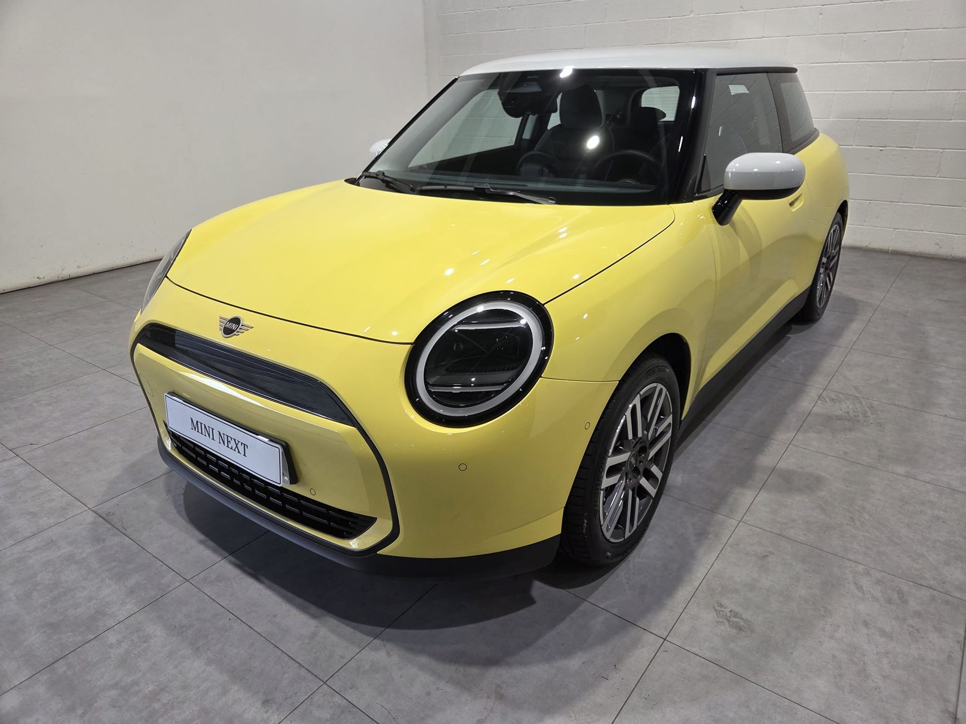 Fotos de MINI 3 Puertas Cooper E 135 kW (184 CV)