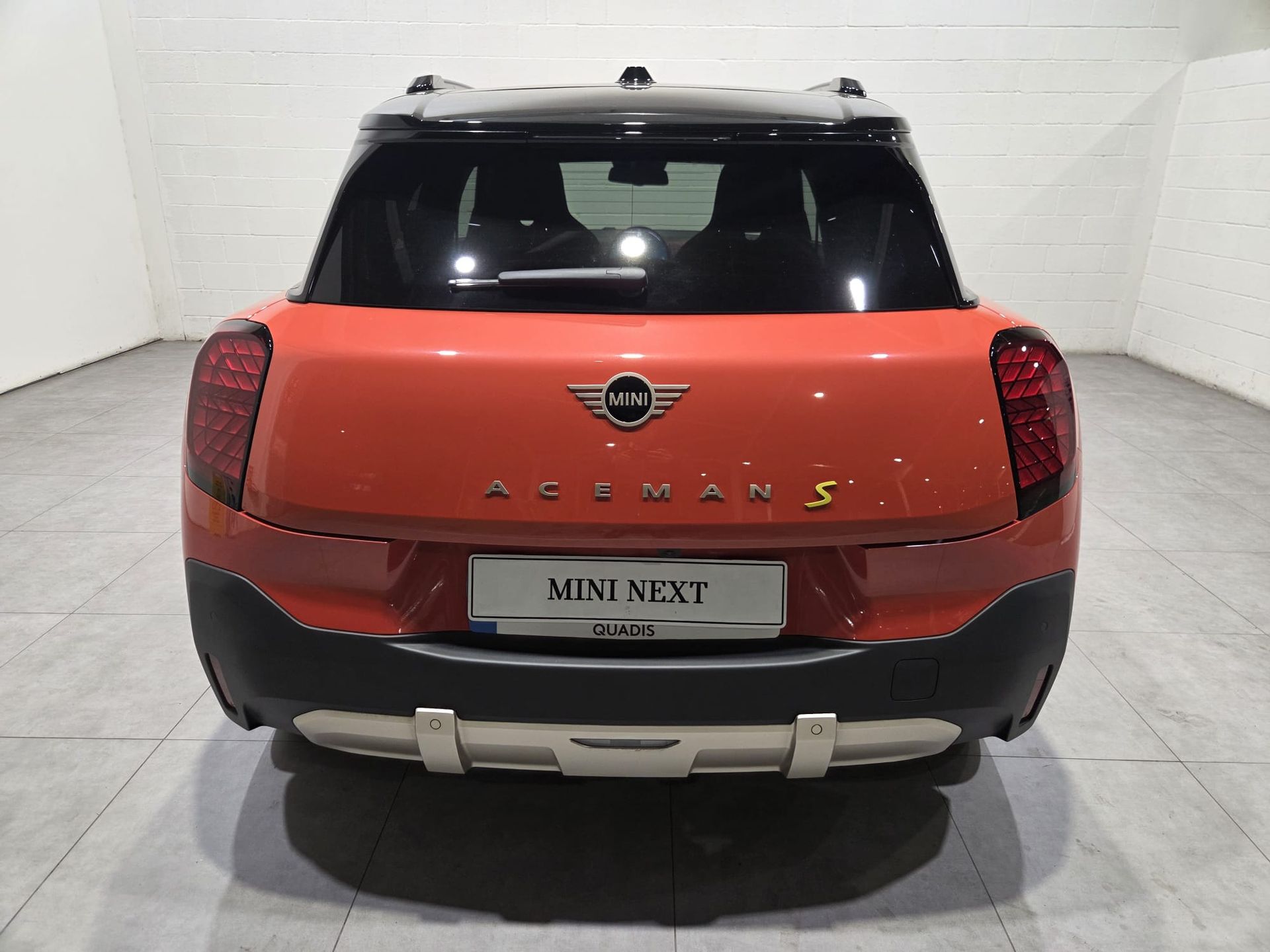 fotoG 4 del MINI MINI Aceman SE 160 kW (218 CV) 218cv Eléctrico del 2025 en Barcelona