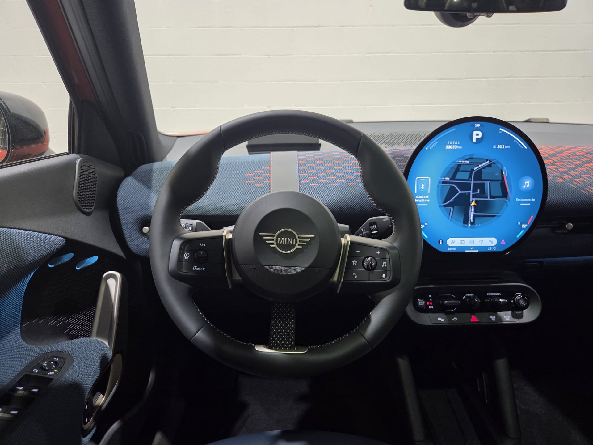 fotoG 7 del MINI MINI Aceman SE 160 kW (218 CV) 218cv Eléctrico del 2025 en Barcelona