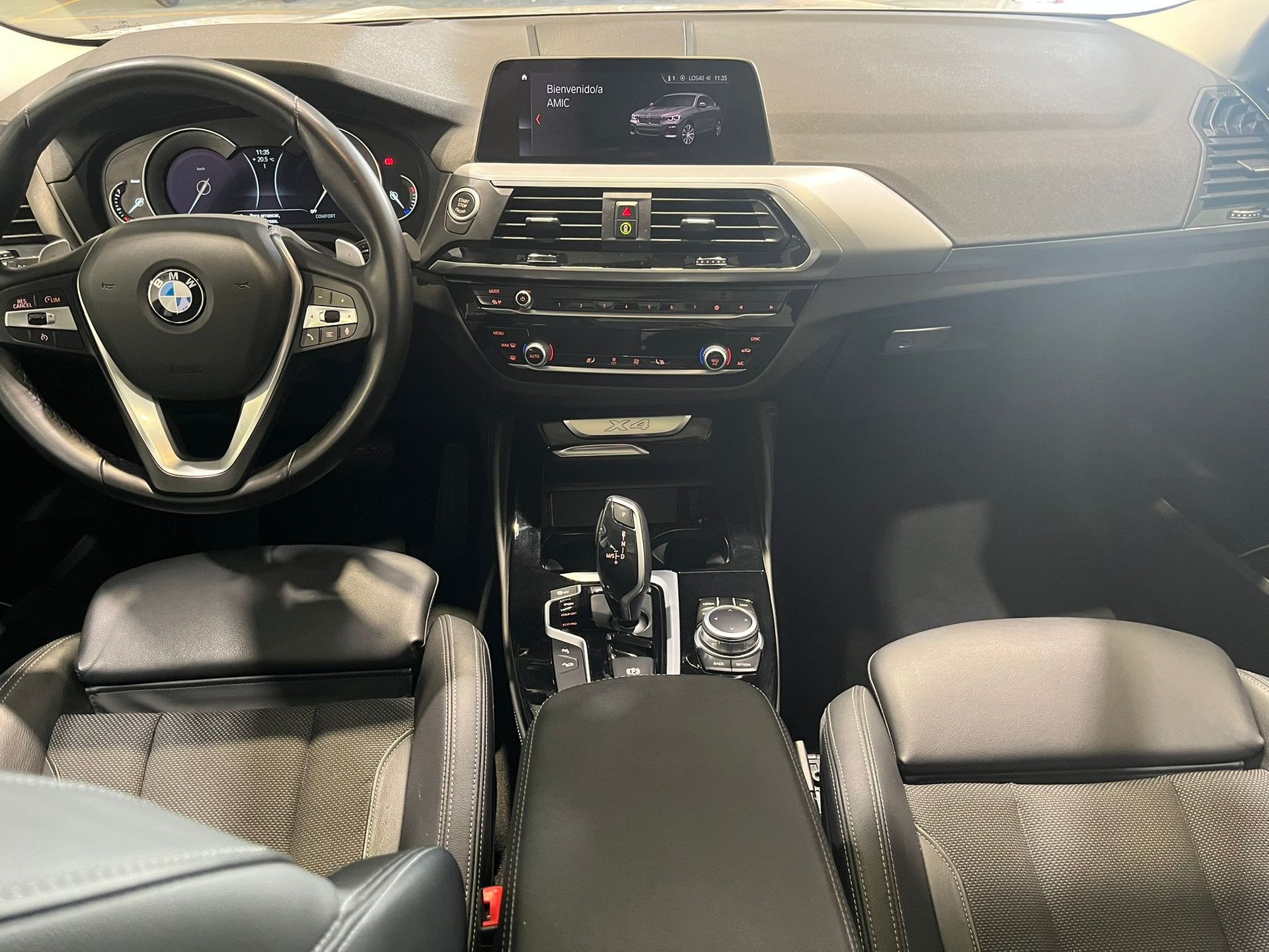 BMW X4 xDrive20d color Blanco. Año 2021. 140KW(190CV). Diésel. En concesionario Quadis Munich (Manresa) de Barcelona