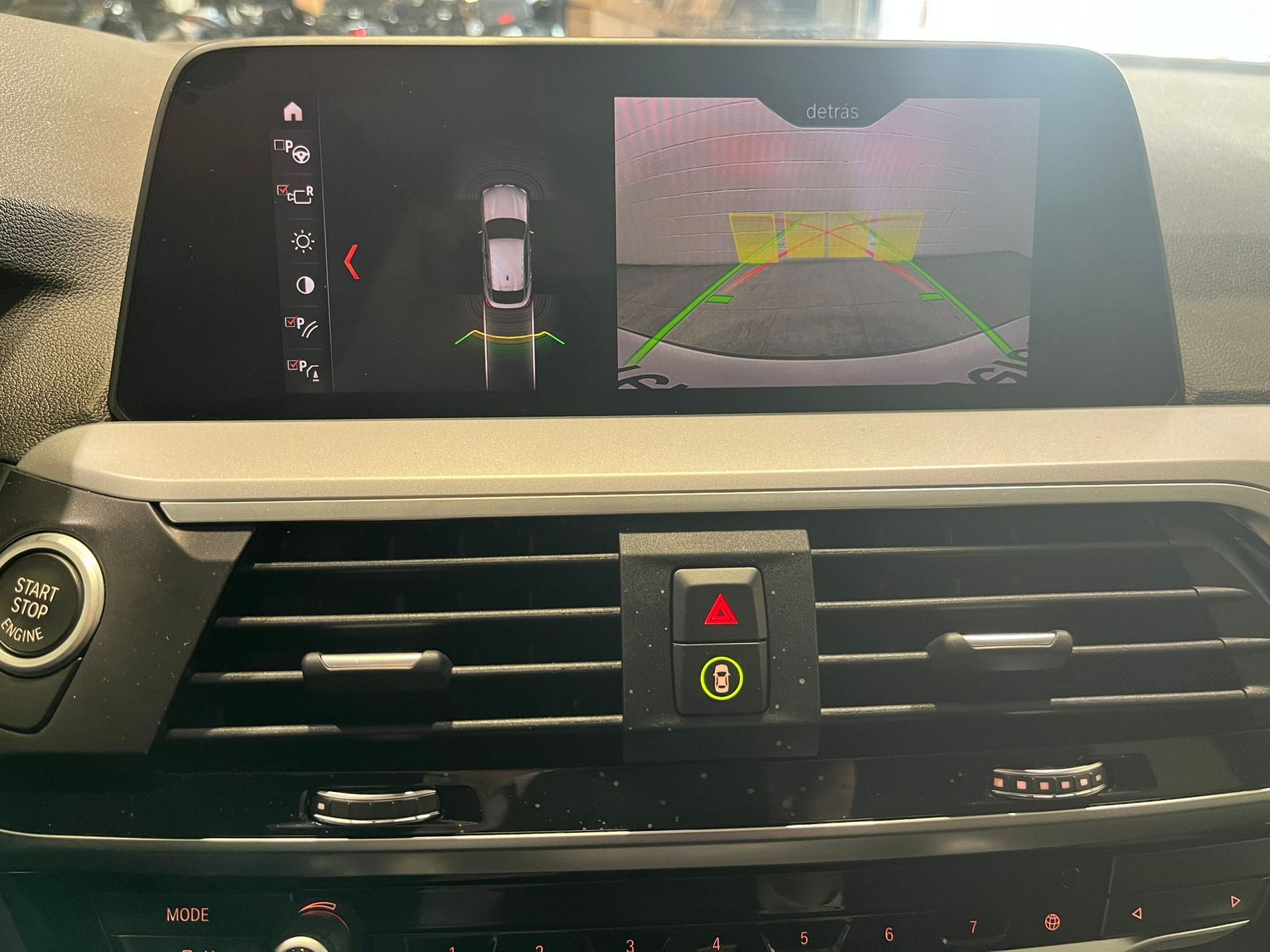 BMW X4 xDrive20d color Blanco. Año 2021. 140KW(190CV). Diésel. En concesionario Quadis Munich (Manresa) de Barcelona