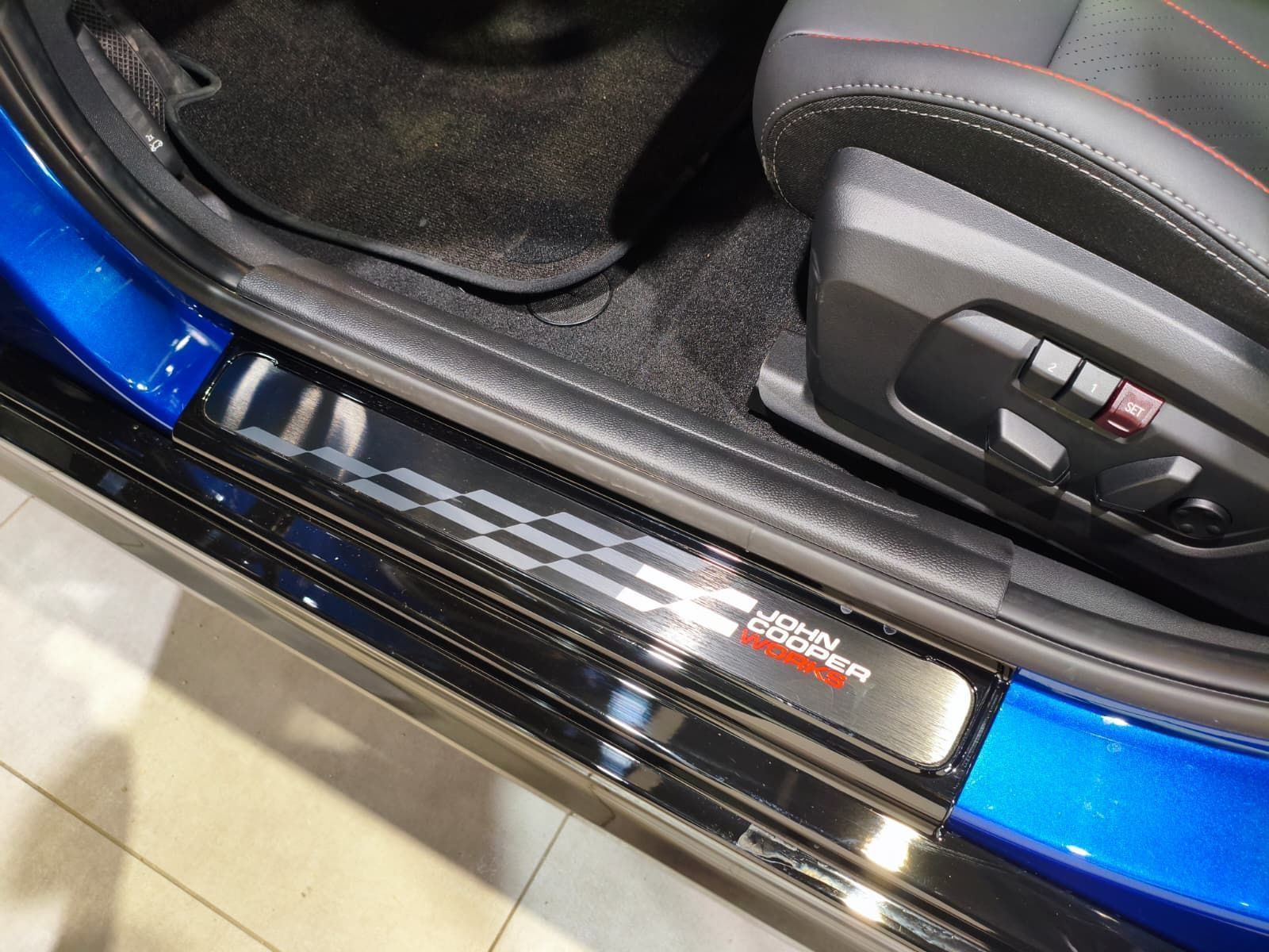 fotoG 24 del MINI MINI Cooper 5 Puertas S 150 kW (204 CV) 204cv Gasolina del 2025 en Barcelona