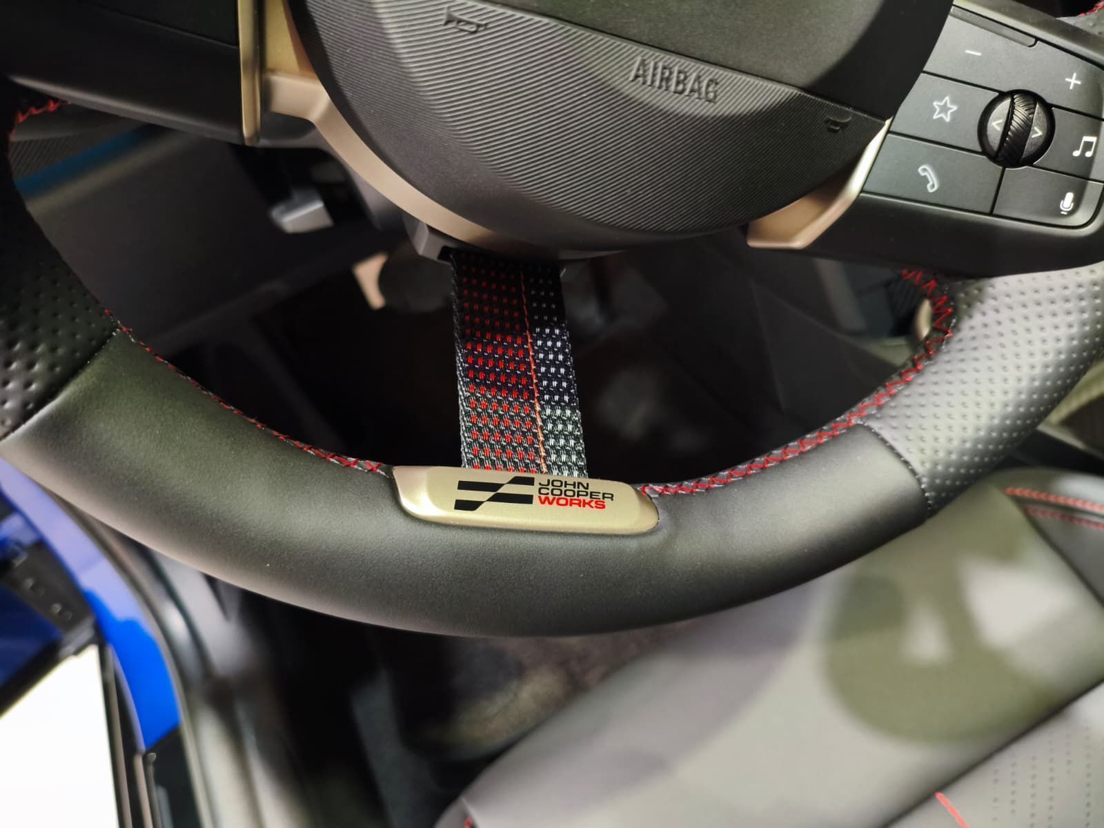 fotoG 15 del MINI MINI Cooper 5 Puertas S 150 kW (204 CV) 204cv Gasolina del 2025 en Barcelona