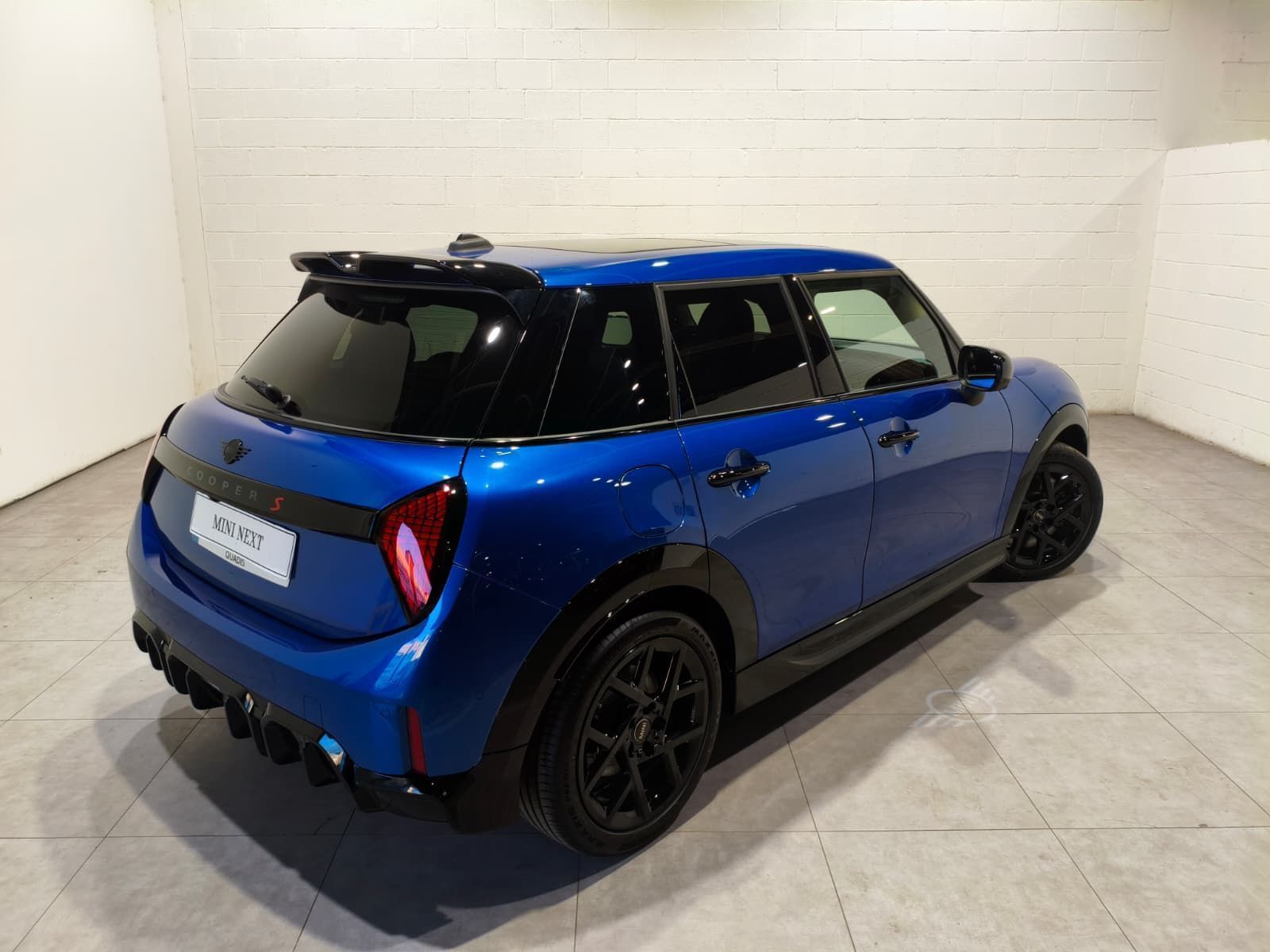 fotoG 3 del MINI MINI Cooper 5 Puertas S 150 kW (204 CV) 204cv Gasolina del 2025 en Barcelona