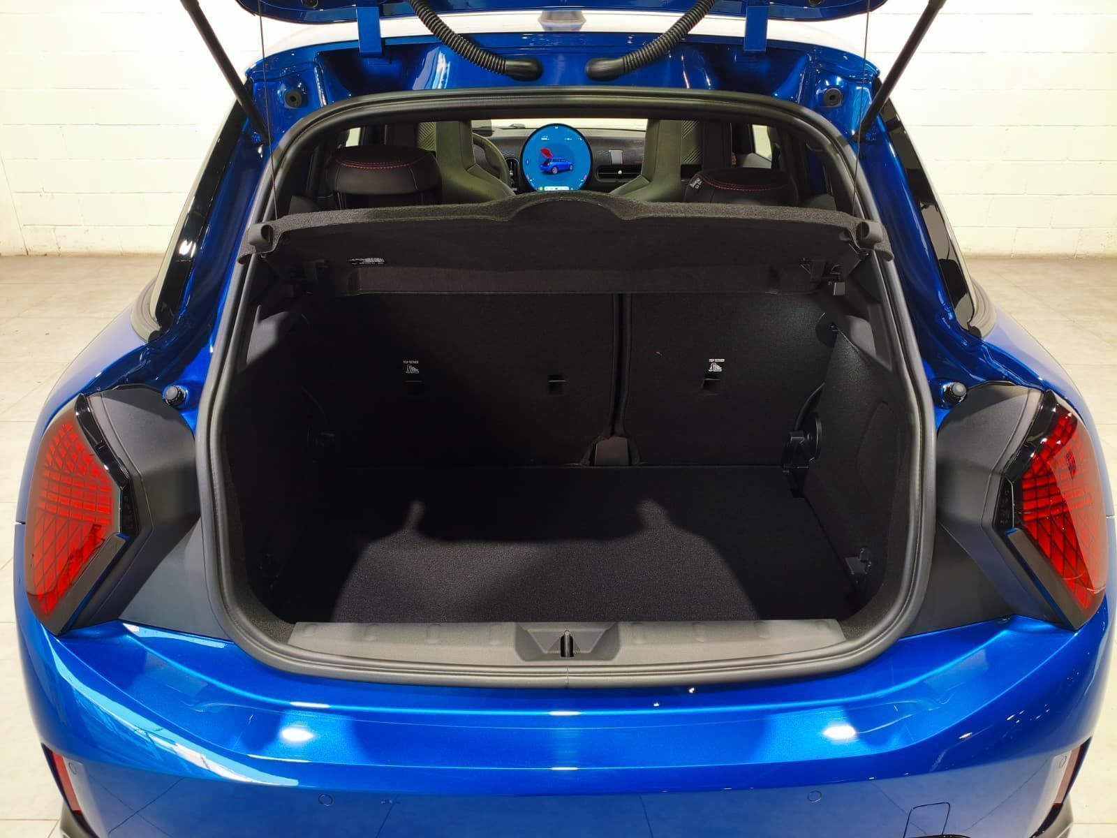 fotoG 28 del MINI MINI Cooper 5 Puertas S 150 kW (204 CV) 204cv Gasolina del 2025 en Barcelona