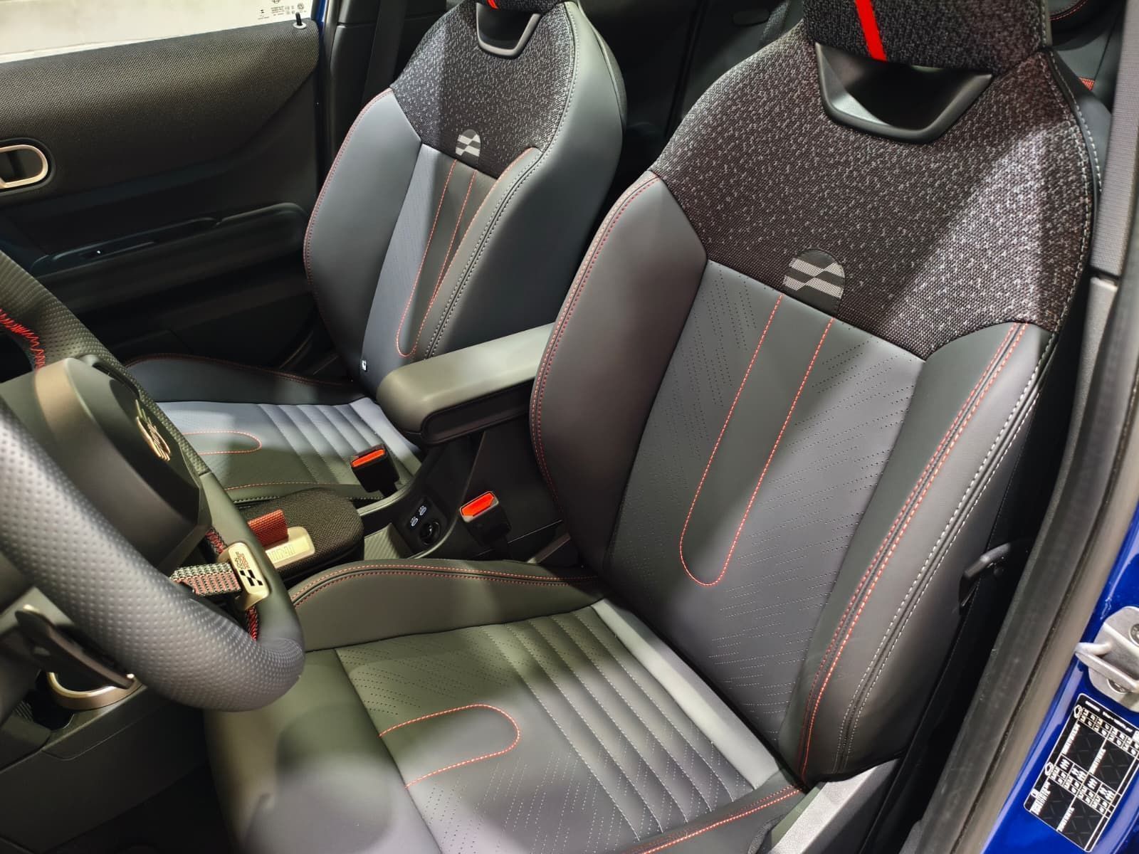 fotoG 25 del MINI MINI Cooper 5 Puertas S 150 kW (204 CV) 204cv Gasolina del 2025 en Barcelona