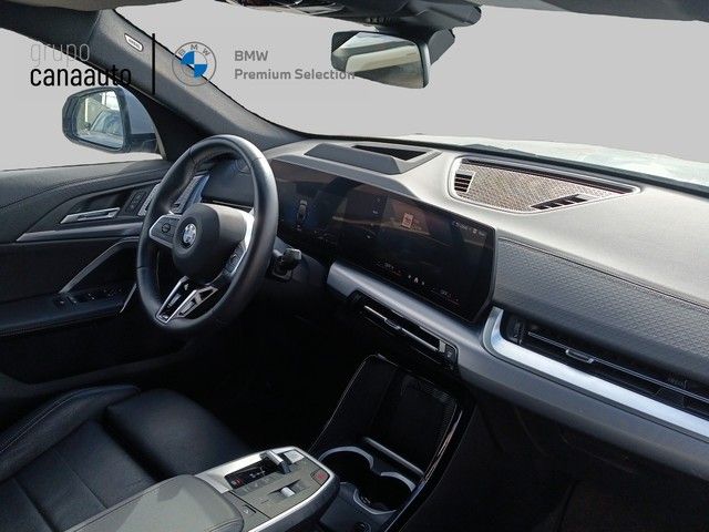 BMW X2 sDrive18d color Gris. Año 2024. 110KW(150CV). Diésel. En concesionario DEMO de Sta. C. Tenerife