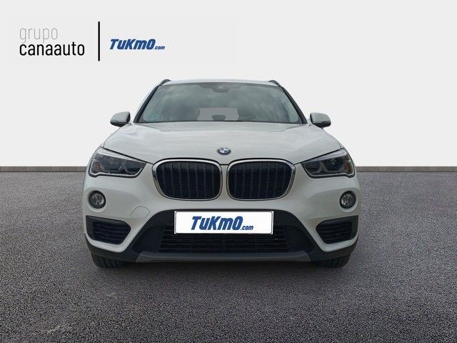 Fotos de BMW X1 sDrive18d color Blanco. Año 2019. 110KW(150CV). Diésel. En concesionario TACO de Sta. C. Tenerife