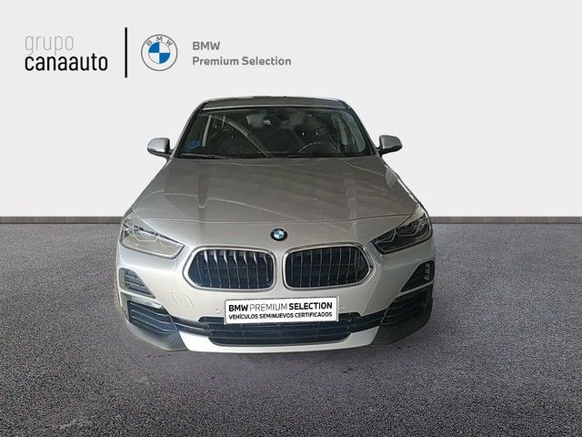 Fotos de BMW X2 xDrive25e color Gris Plata. Año 2020. 162KW(220CV). Híbrido Electro/Gasolina. En concesionario LAS CHAFIRAS de Sta. C. Tenerife