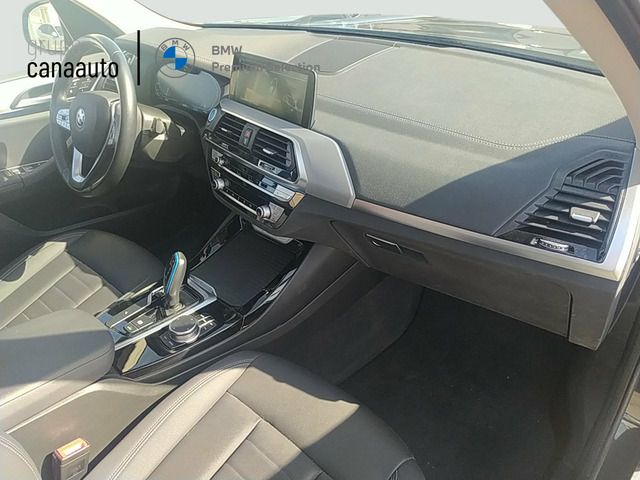 BMW iX3 iX3 color Gris. Año 2021. 210KW(286CV). Eléctrico. En concesionario LAS CHAFIRAS de Sta. C. Tenerife