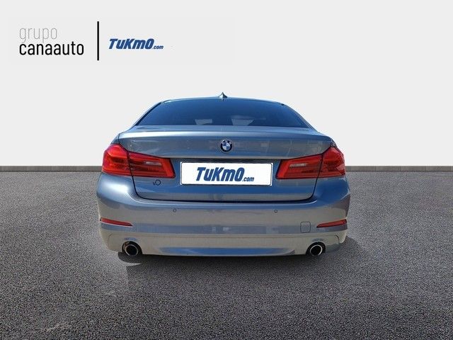 BMW Serie 5 530i color Azul. Año 2017. 185KW(252CV). Gasolina. En concesionario TACO de Sta. C. Tenerife