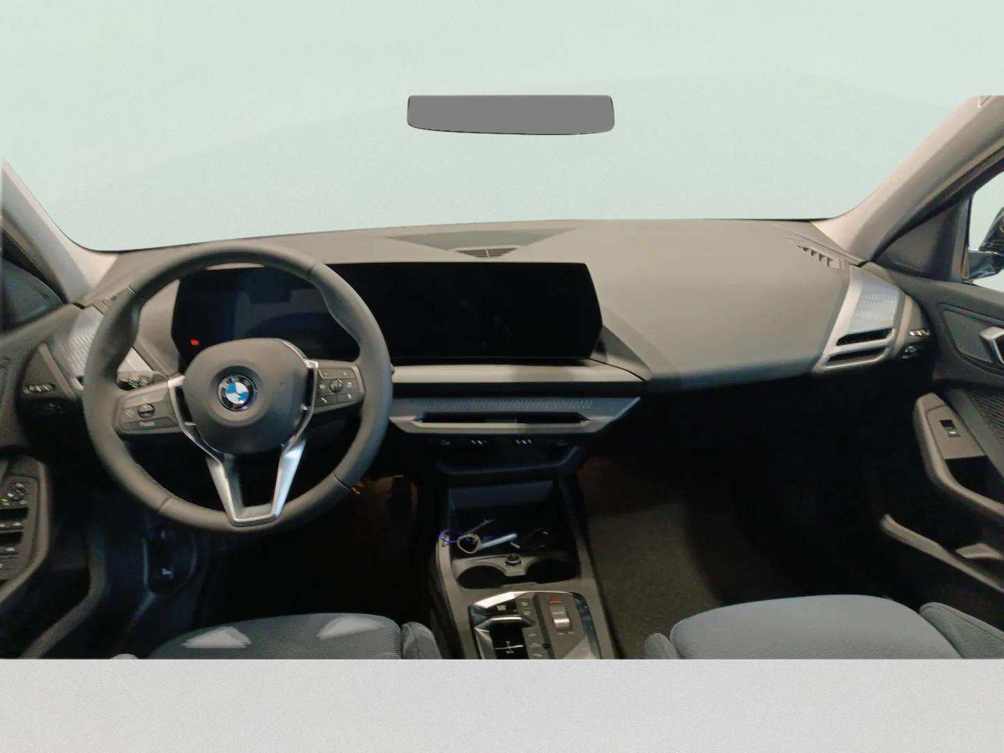 Bmw Serie 1 116i color Blanco. Año 2026. 90KW(122CV). Gasolina. En concesionario MG CANARIAS - TACO de Sta. C. Tenerife