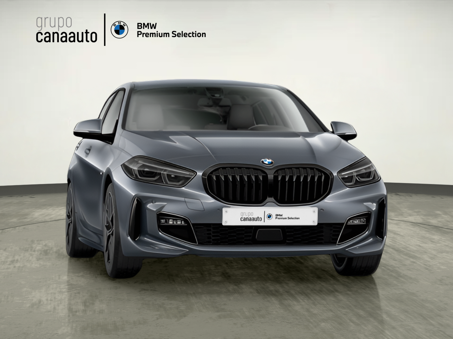 BMW Serie 1 118i color Gris. Año 2022. 103KW(140CV). Gasolina. En concesionario TACO de Sta. C. Tenerife