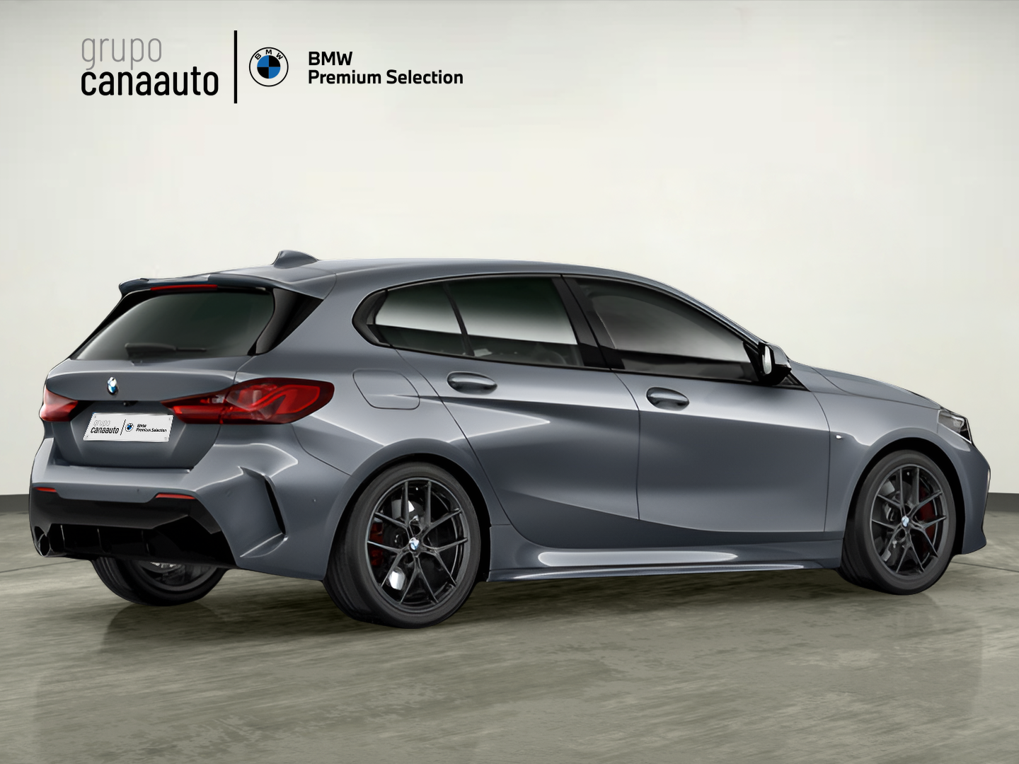 BMW Serie 1 118i color Gris. Año 2022. 103KW(140CV). Gasolina. En concesionario TACO de Sta. C. Tenerife