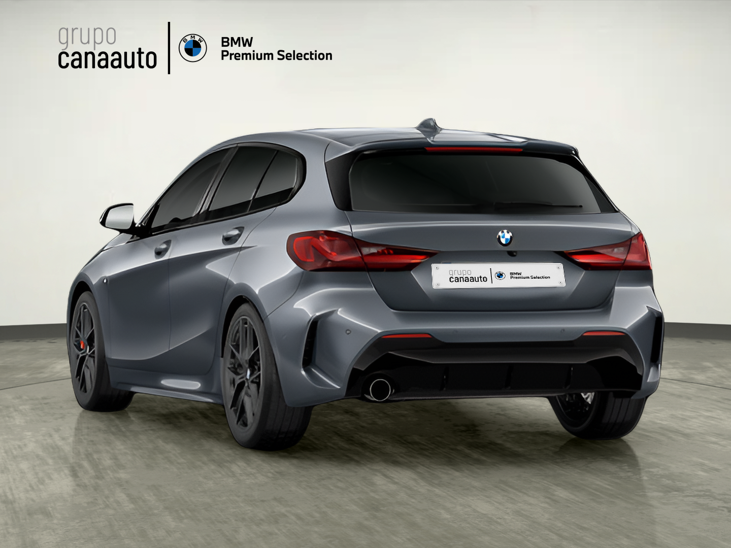BMW Serie 1 118i color Gris. Año 2022. 103KW(140CV). Gasolina. En concesionario TACO de Sta. C. Tenerife