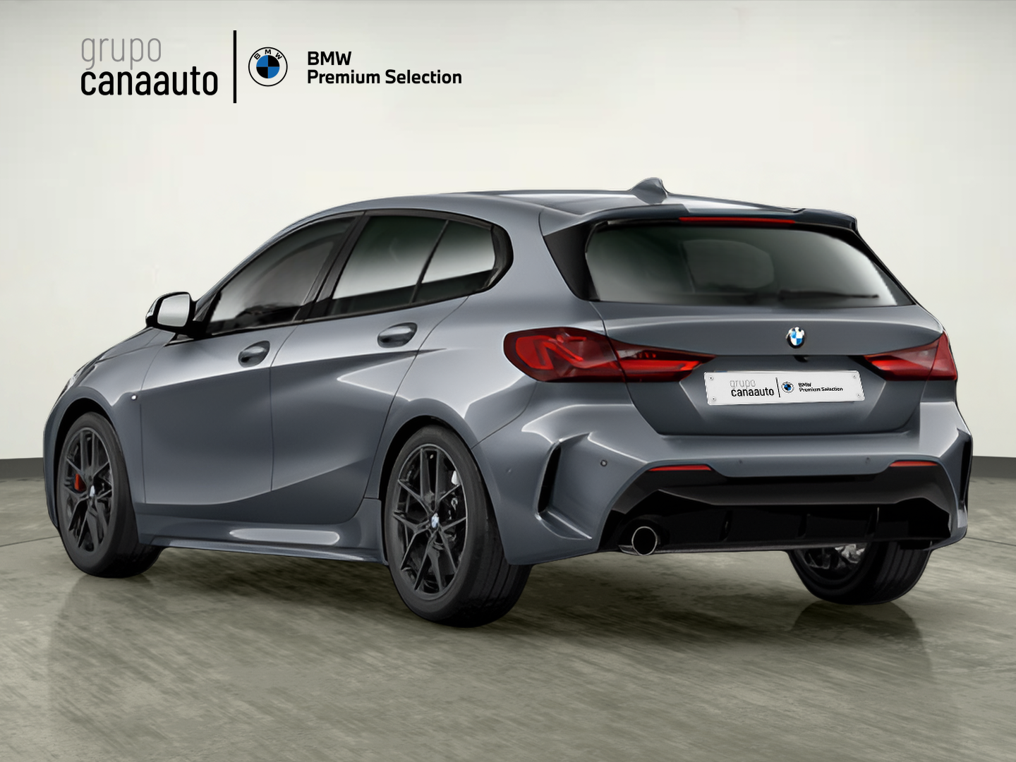 BMW Serie 1 118i color Gris. Año 2022. 103KW(140CV). Gasolina. En concesionario TACO de Sta. C. Tenerife