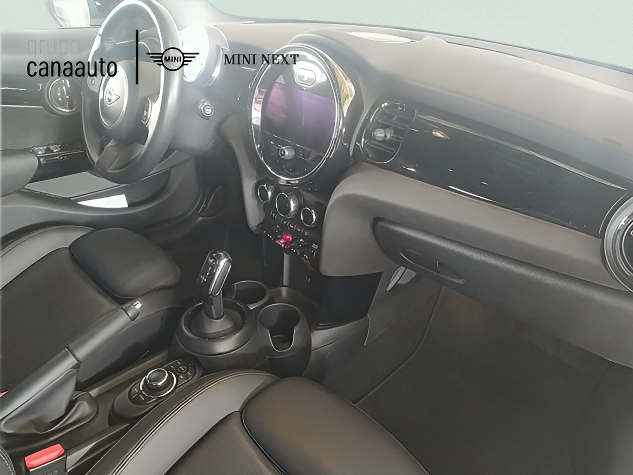 fotoG 7 del MINI MINI Cooper 5 Puertas 100 kW (136 CV) 136cv Gasolina del 2022 en Sta. C. Tenerife