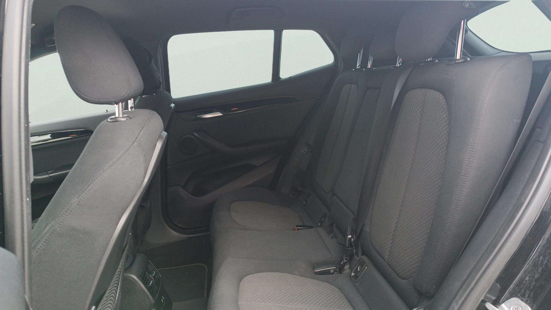 BMW X2 sDrive18d color Negro. Año 2018. 110KW(150CV). Diésel. En concesionario TACO de Sta. C. Tenerife