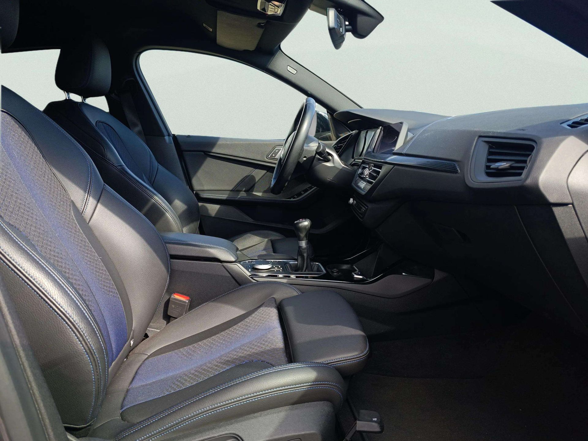 BMW Serie 2 218i Gran Coupe color Gris. Año 2021. 103KW(140CV). Gasolina. En concesionario TACO de Sta. C. Tenerife