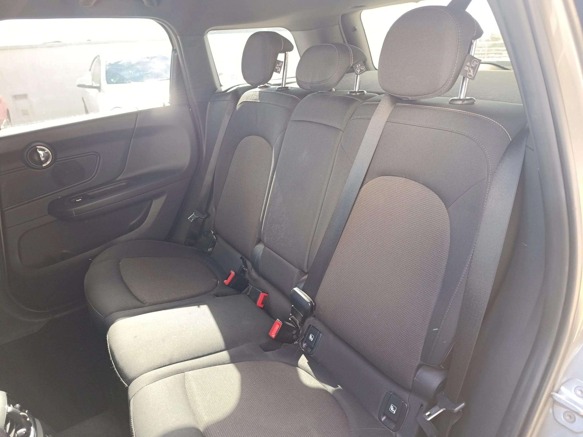 fotoG 8 del MINI MINI Countryman Cooper D 110 kW (150 CV) 150cv Diésel del 2020 en Sta. C. Tenerife