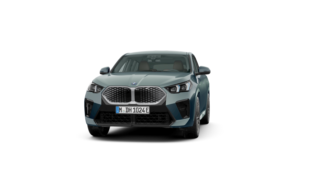 Fotos de BMW iX2 eDrive20 color Verde. Año 2025. 150KW(204CV). Eléctrico. En concesionario TACO de Sta. C. Tenerife