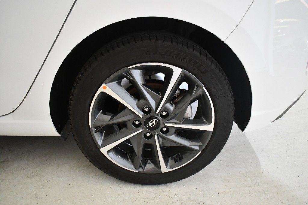 Hyundai i30 1.5 DPI en Barcelona