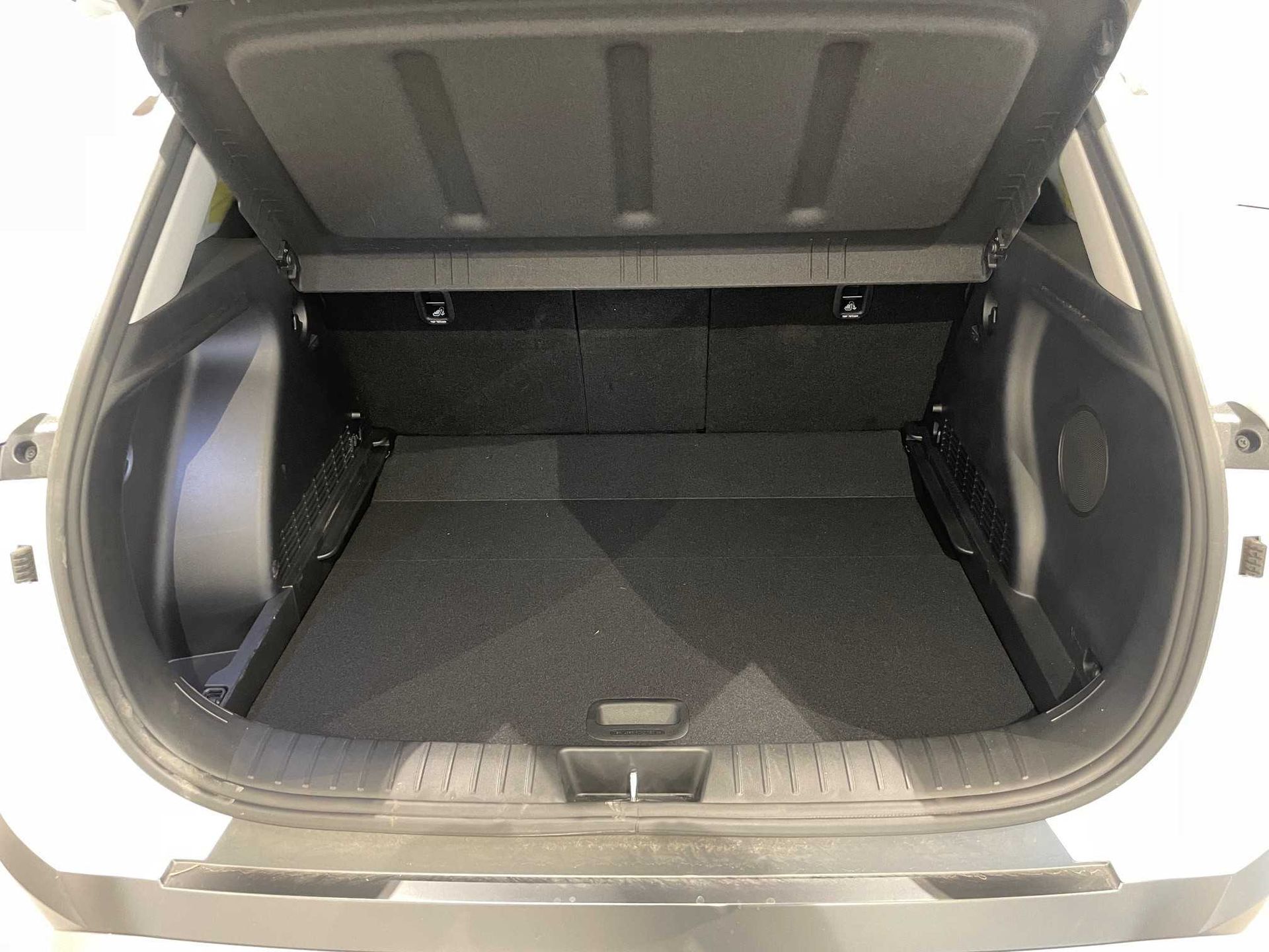 Hyundai Kona 1.6 GDI HEV en Barcelona