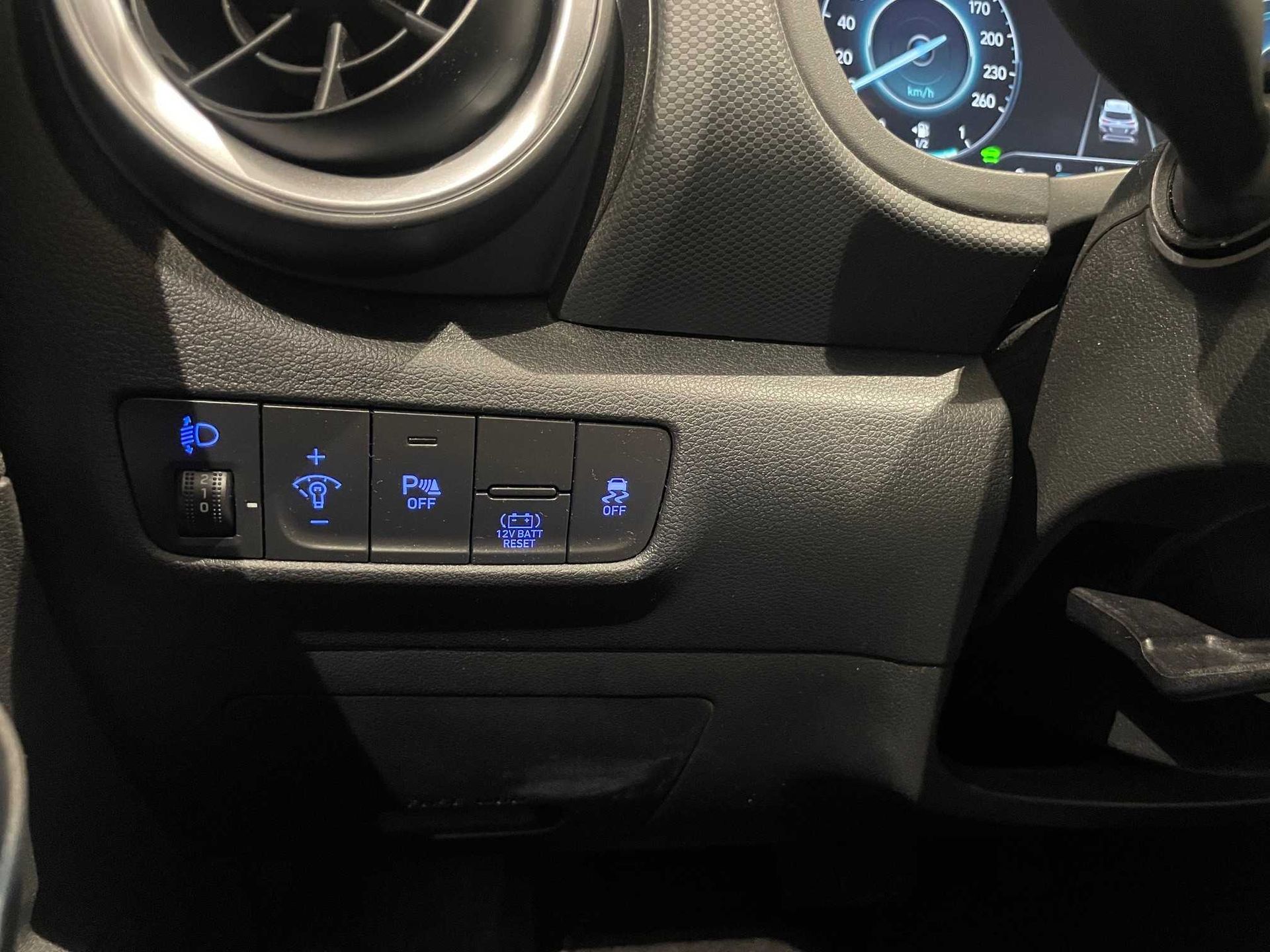 Hyundai Kona 1.6 GDI HEV en Barcelona