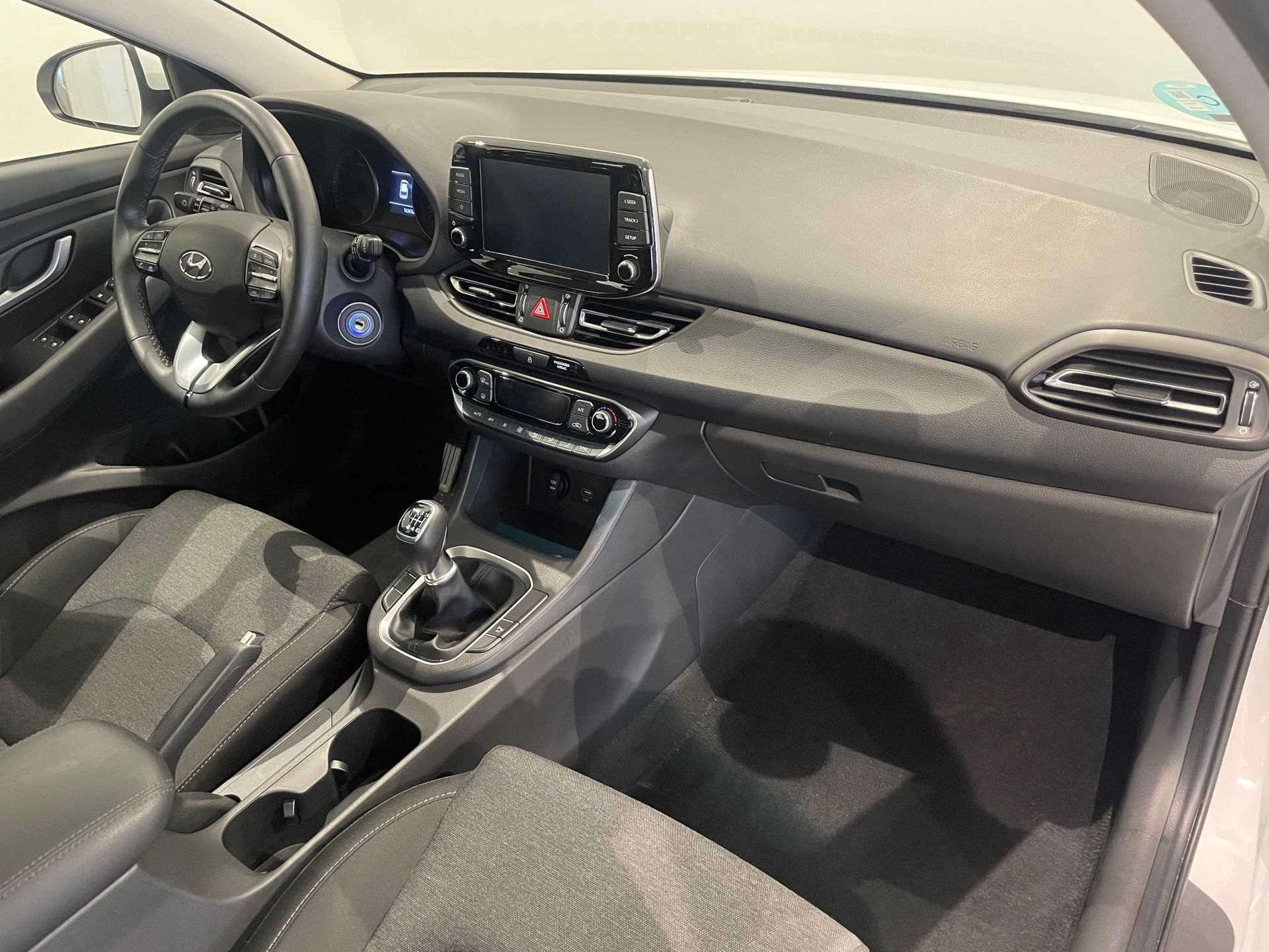 Hyundai i30 1.5 DPI en Barcelona