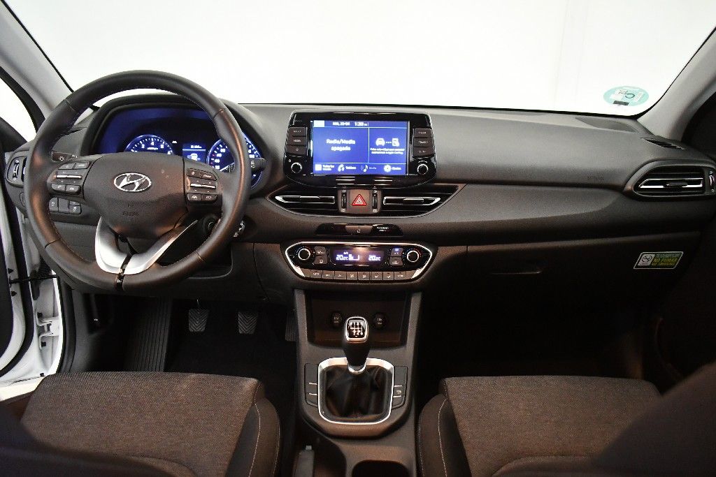 Hyundai i30 1.5 DPI en Barcelona