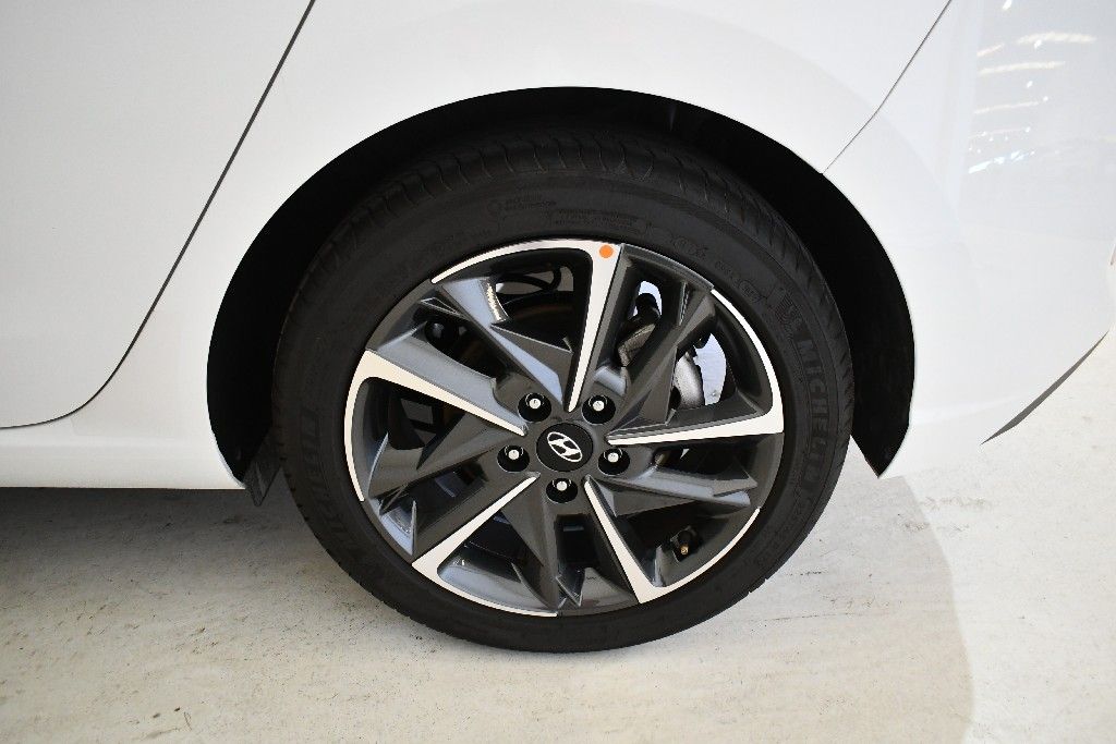 Hyundai i30 1.5 DPI en Barcelona