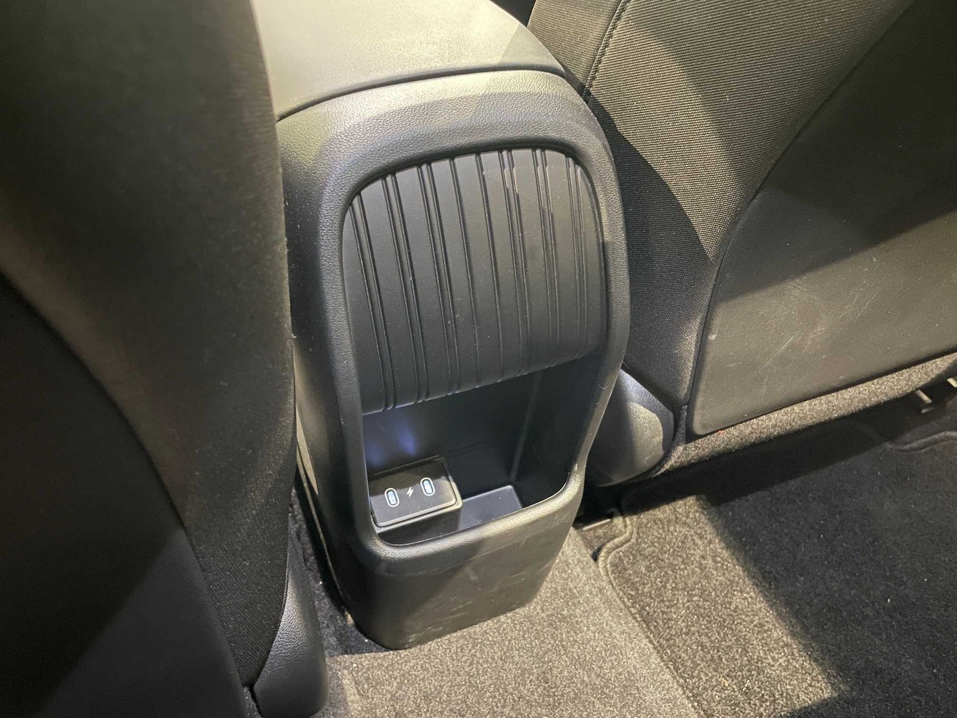 Hyundai Kona 1.6 GDI HEV en Barcelona