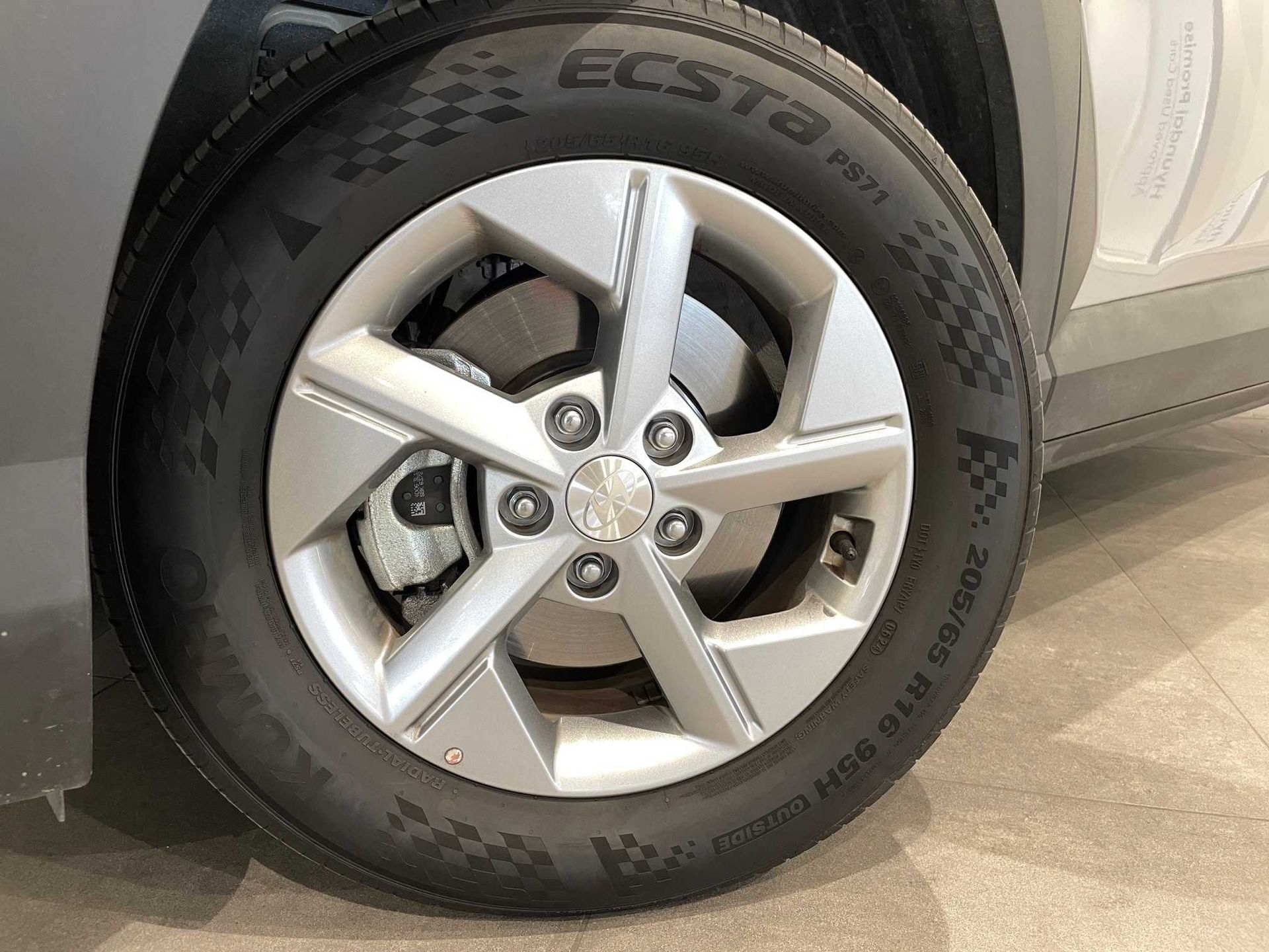 Hyundai Kona 1.6 GDI HEV en Barcelona