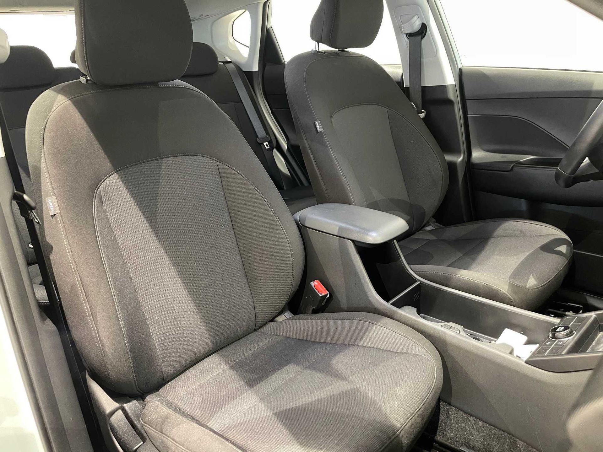 Hyundai Kona 1.6 GDI HEV en Barcelona