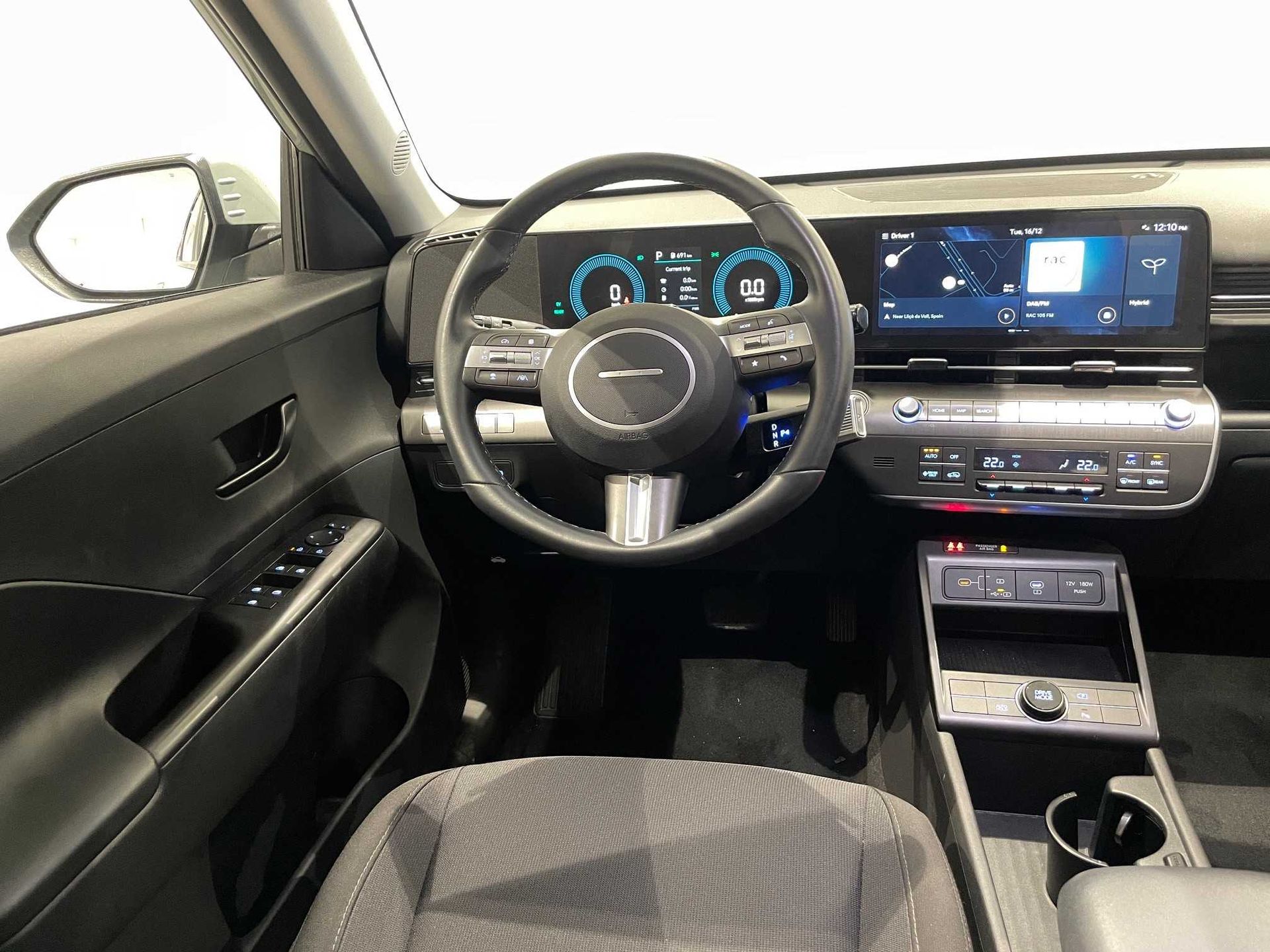 Hyundai Kona 1.6 GDI HEV en Barcelona