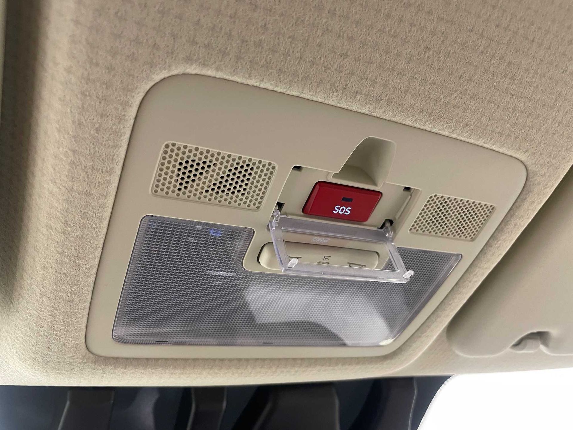 Hyundai Inster 49KWH en Barcelona