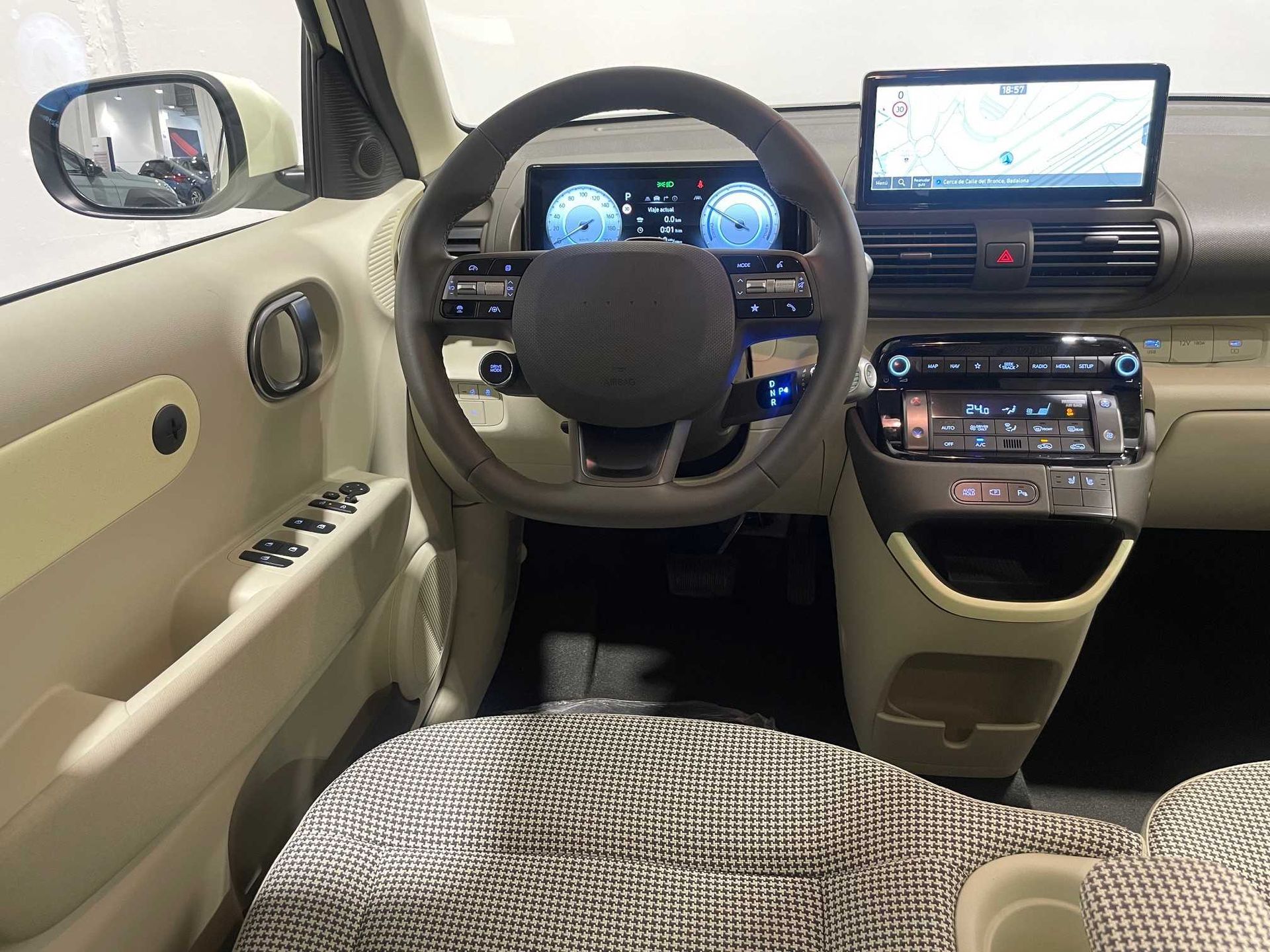 Hyundai Inster 49KWH en Barcelona