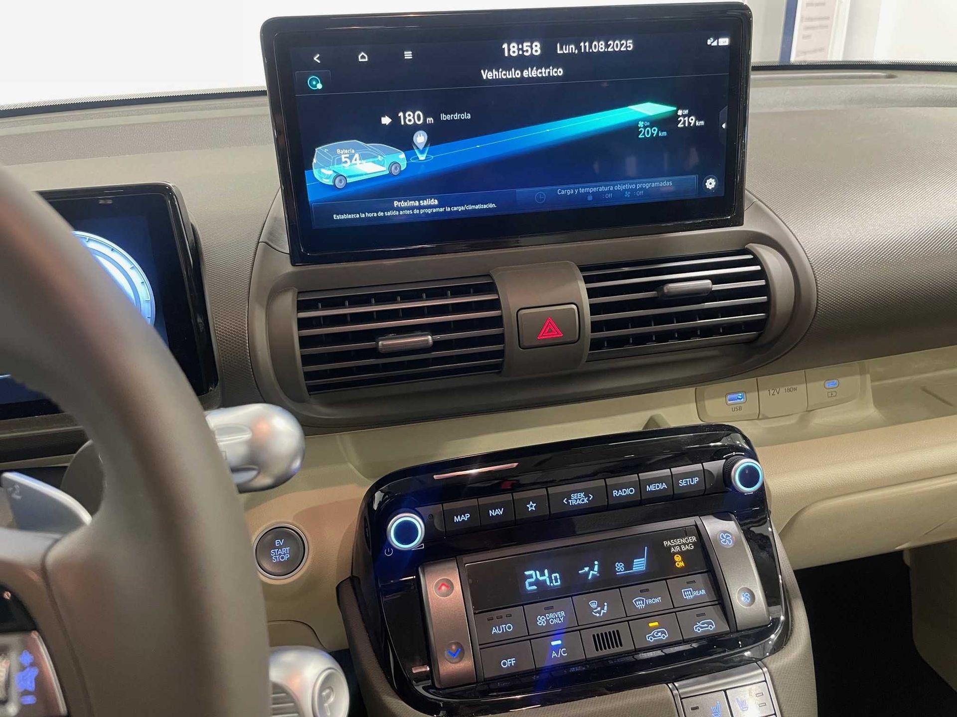 Hyundai Inster 49KWH en Barcelona