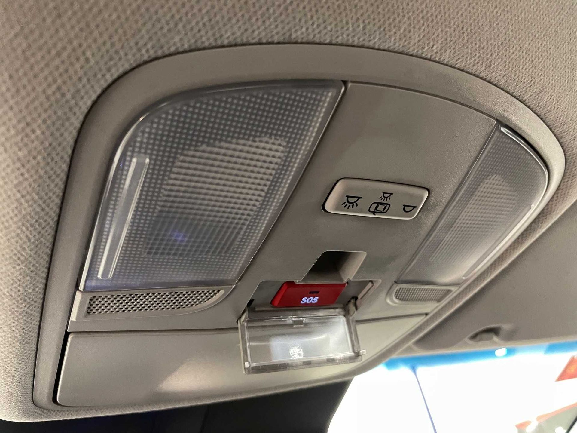 Hyundai Kona 1.6 GDI HEV en Barcelona