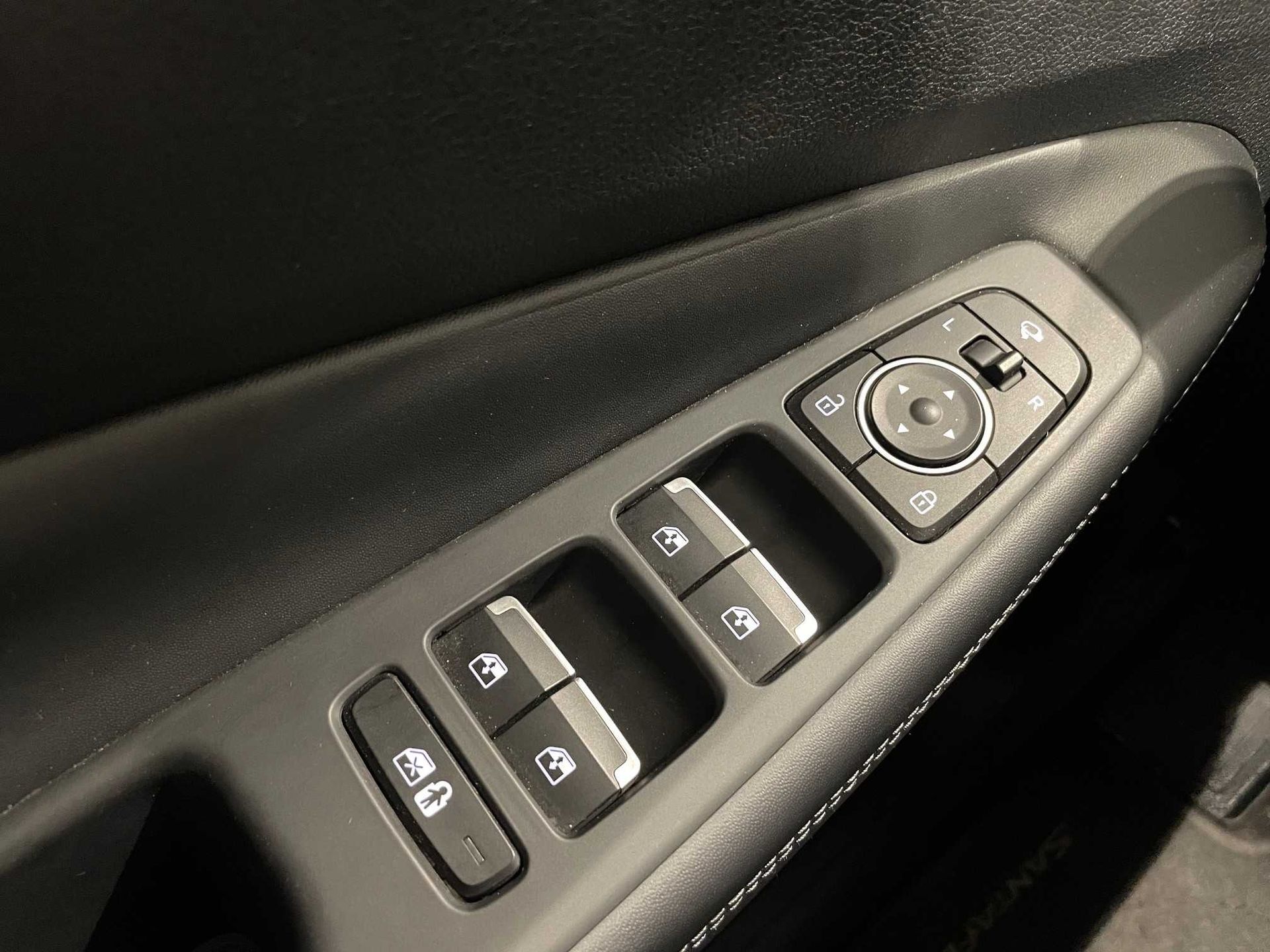 Hyundai Santa Fe 1.6 TGDi HEV en Barcelona