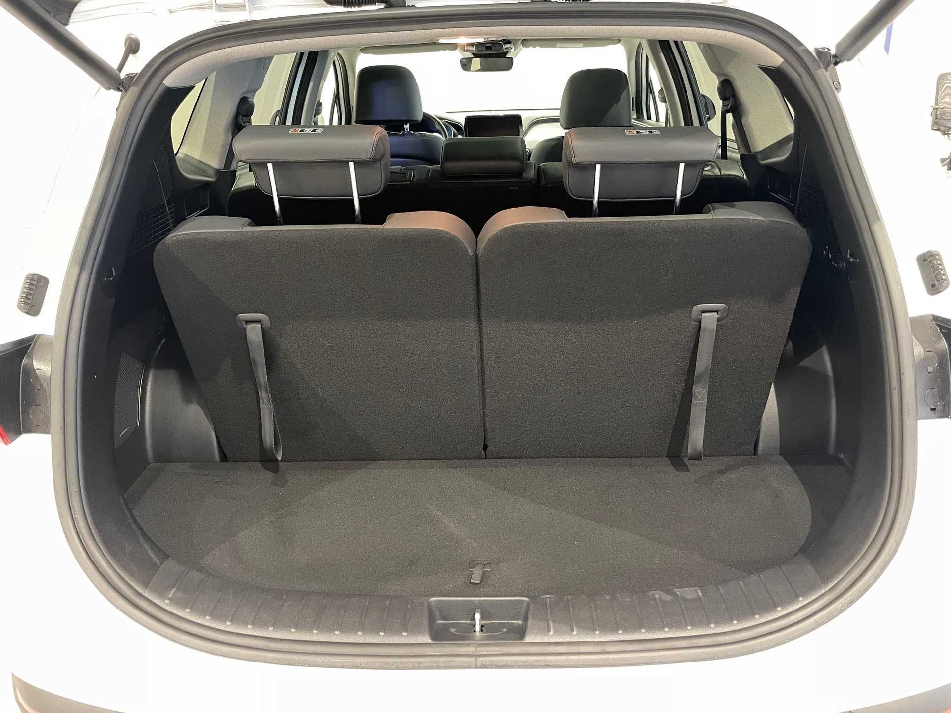 Hyundai Santa Fe 1.6 TGDi HEV en Barcelona